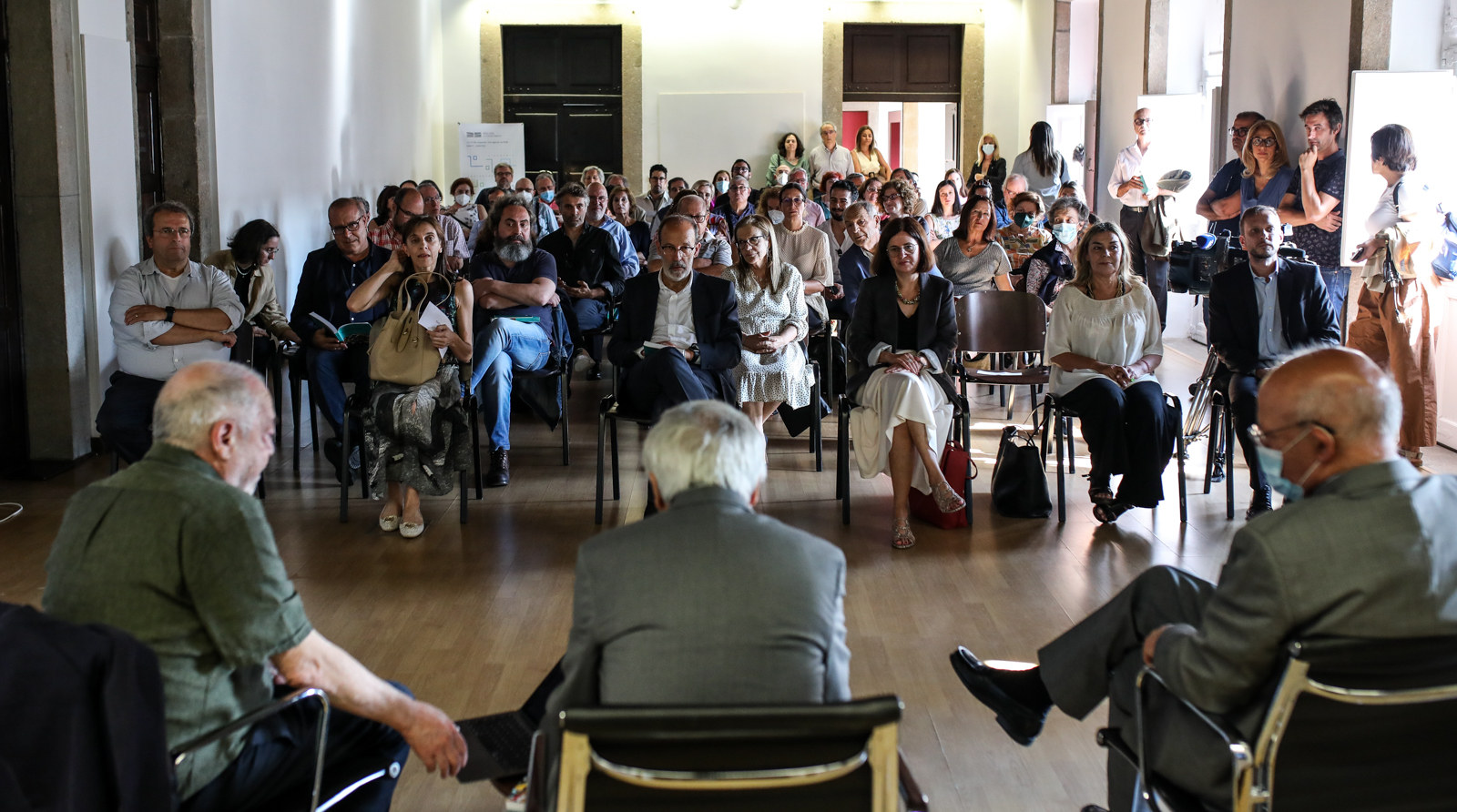 Imagem número 1 da galeria Apresentação do Livro Moisés
