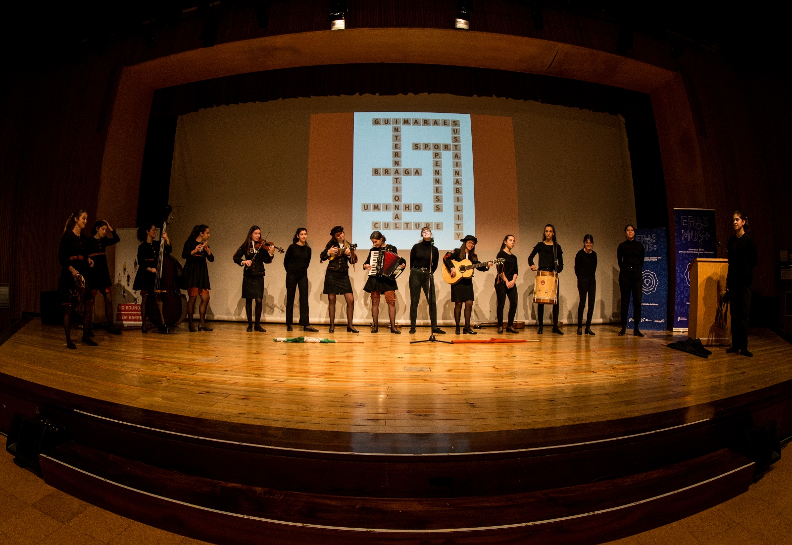 Imagem número 5 da galeria Boas-vindas Erasmus - 2º Semestre