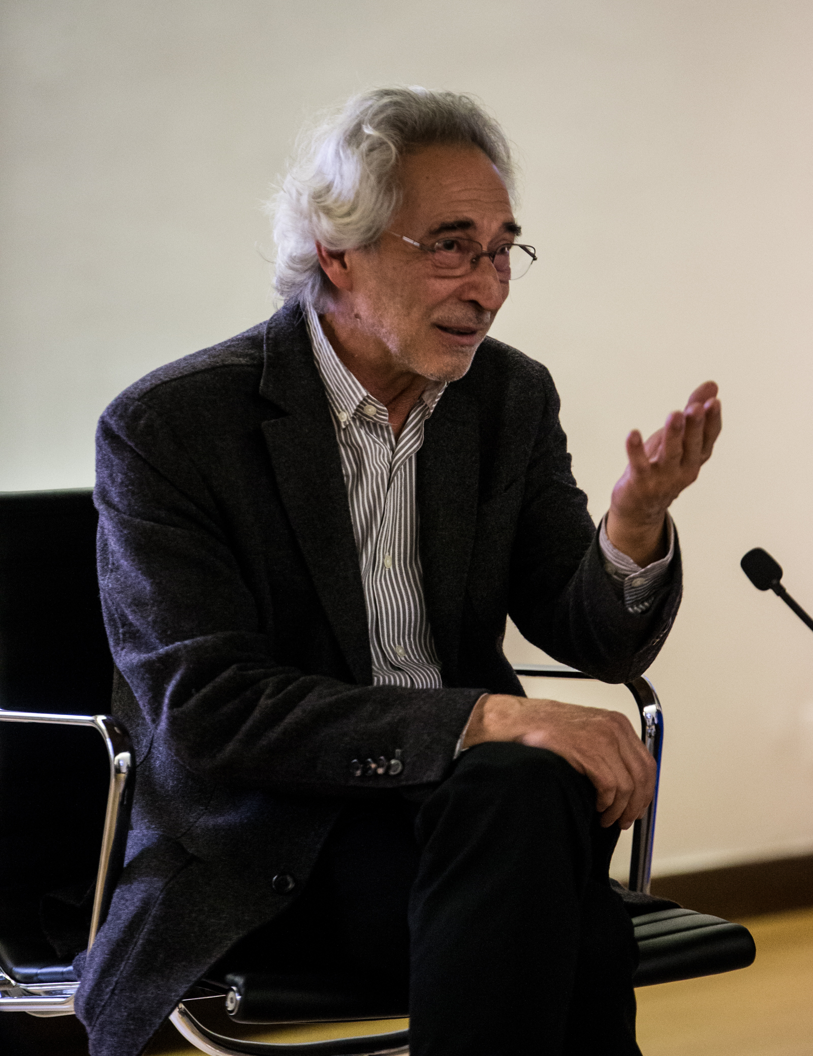 Imagem número 10 da galeria Debate 100 Anos da Revista Seara Nova