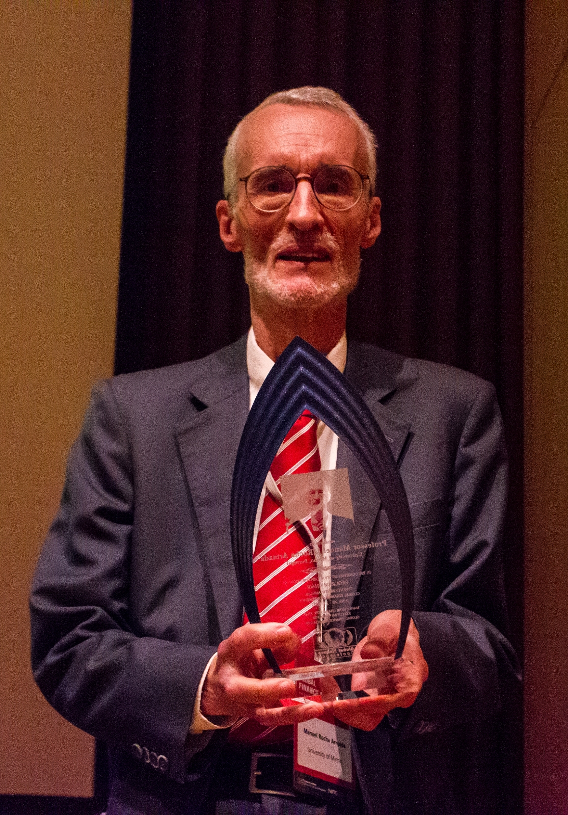 Imagem número 9 da galeria Global Business EEG