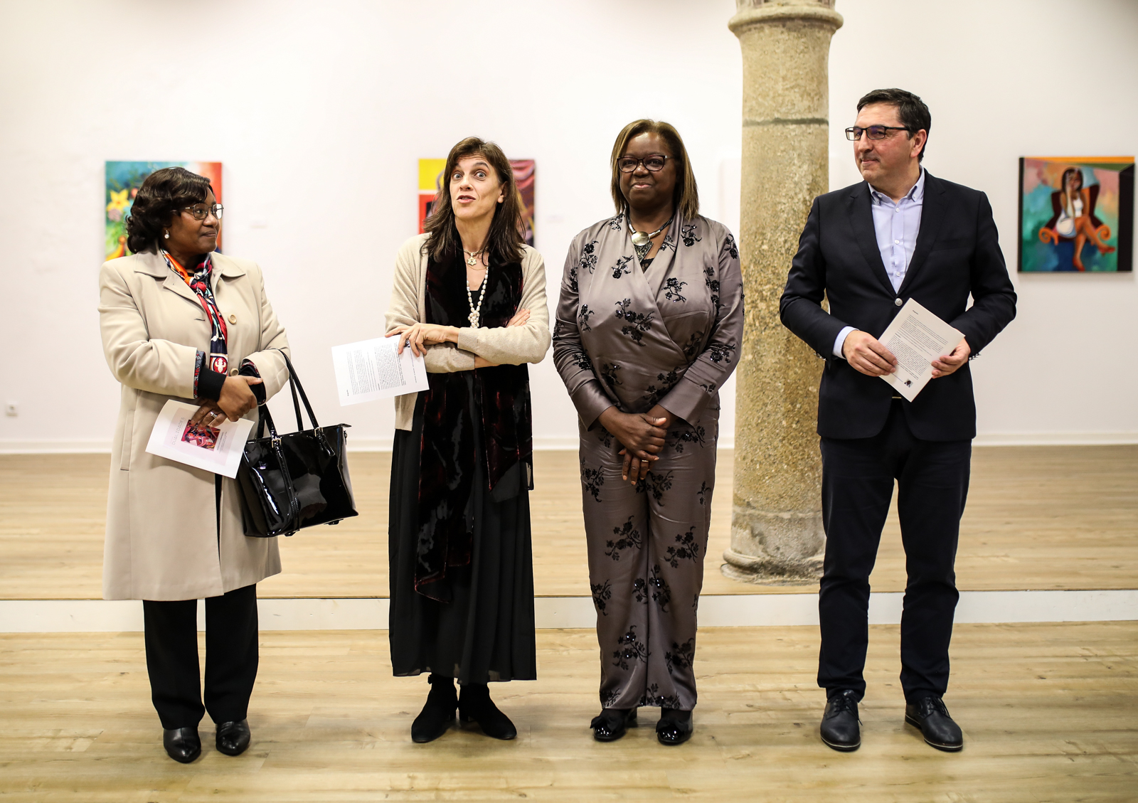 Imagem número 1 da galeria Exposição Dualidades