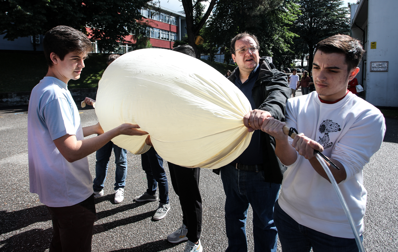 Imagem número 8 da galeria Lançamento Balão
