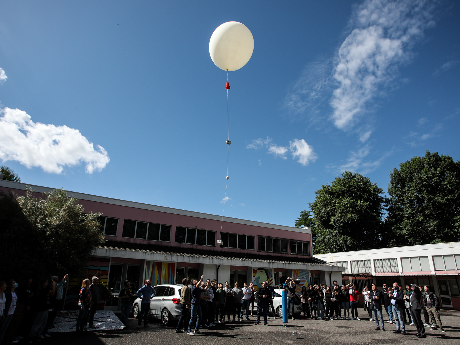 Imagem número 9 da galeria Lançamento Balão