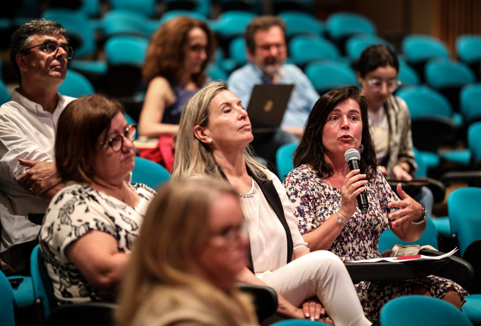 Imagem número 8 da galeria O Desafio da Cidadania Digital