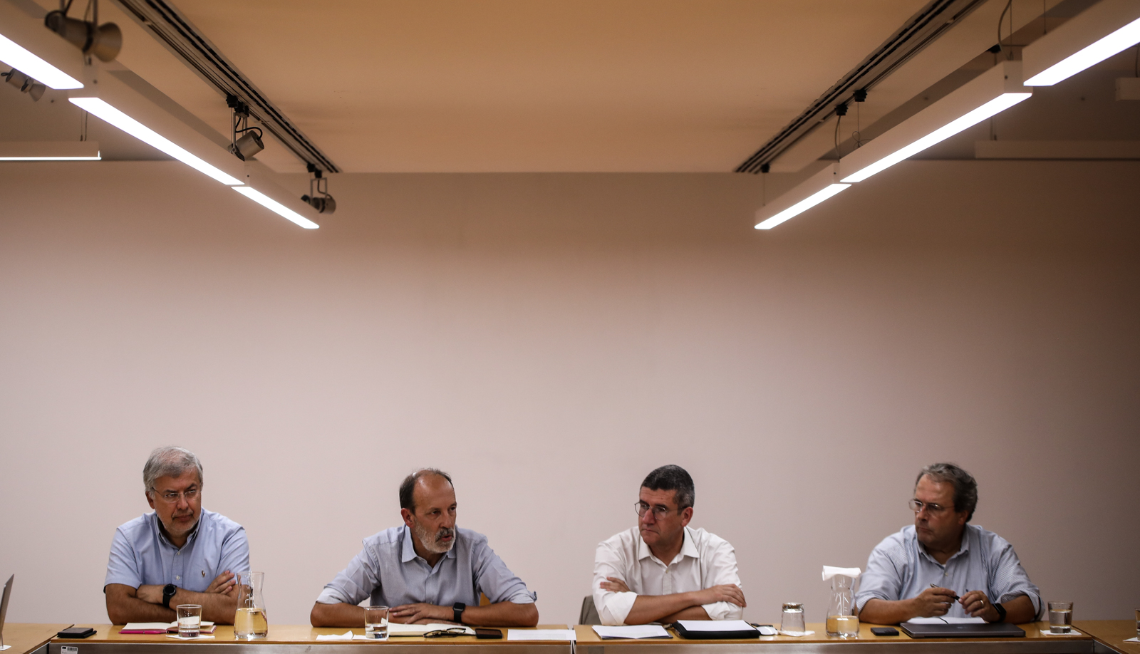 Imagem número 1 da galeria Reitor conversa com EAAD