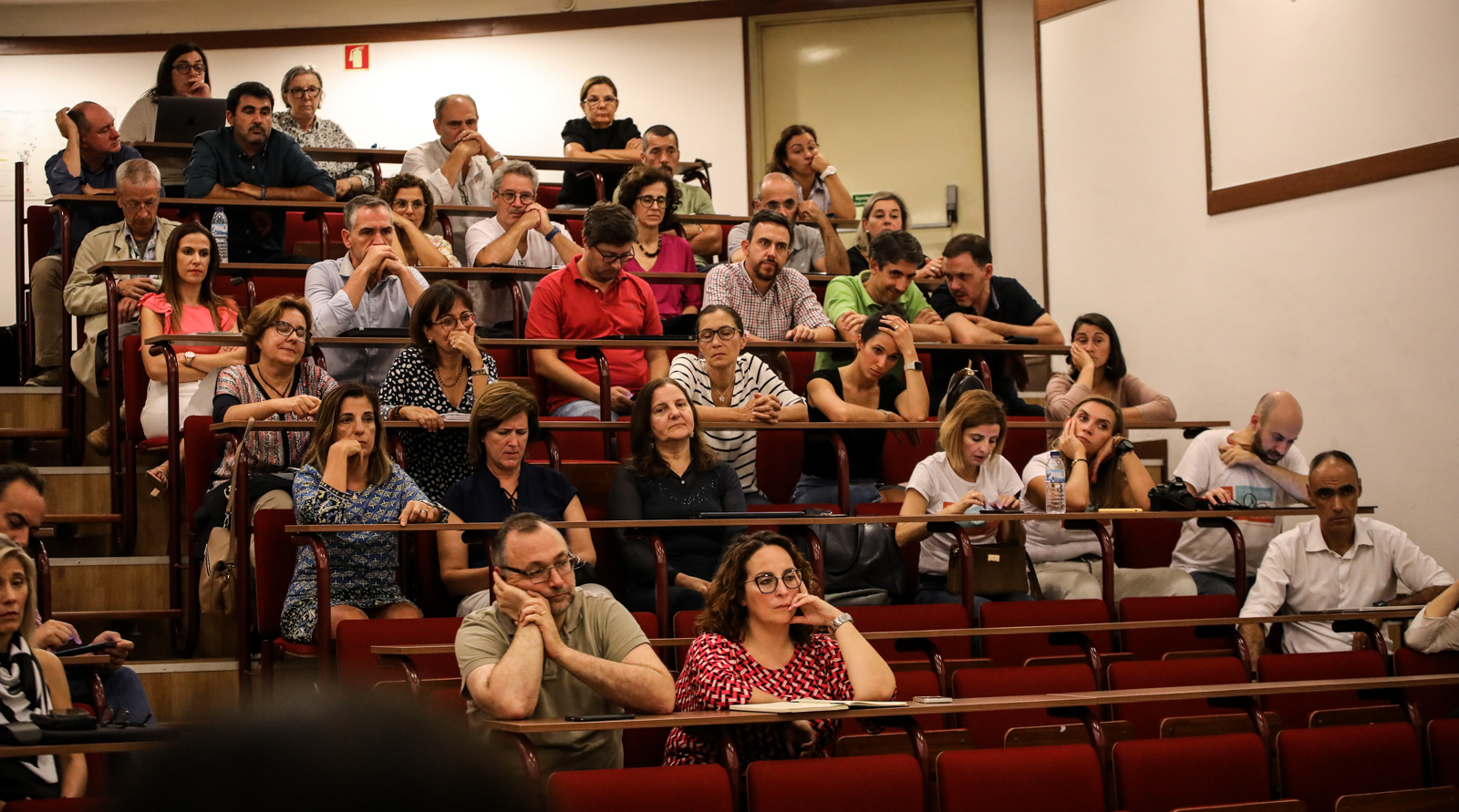 Imagem número 8 da galeria Reitor conversa com EEUM