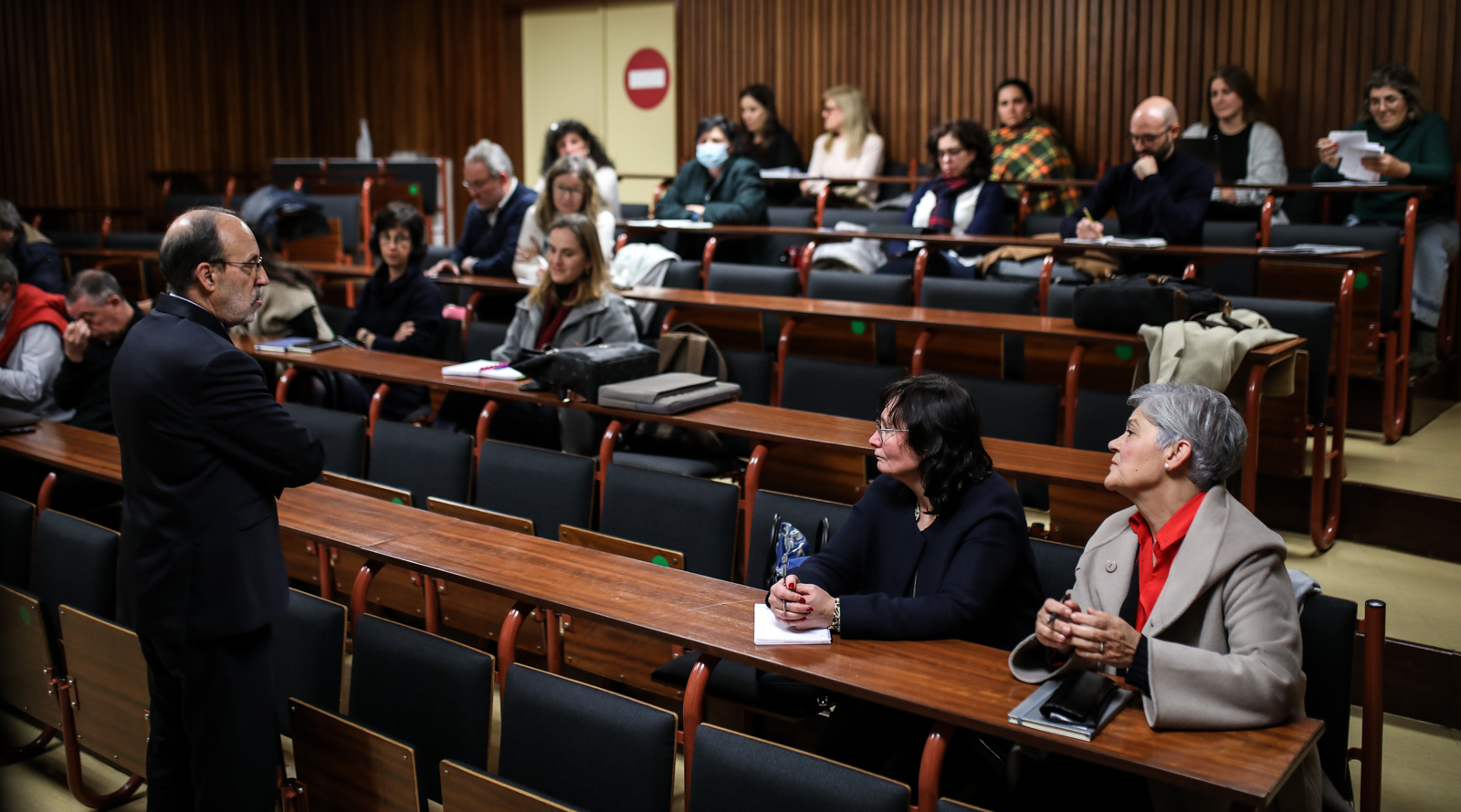 Imagem número 8 da galeria Reitor conversa com Escola de Enfermagem