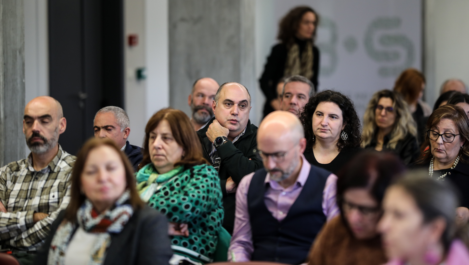Imagem número 2 da galeria Reunião Agrupamentos e Municípios