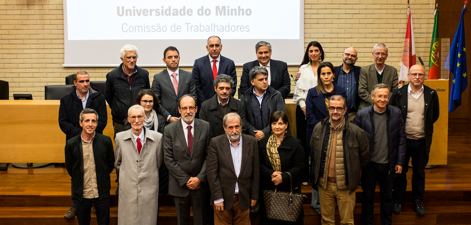 Imagem número 2 da galeria Tomada de Posse Comissão Trabalhadores