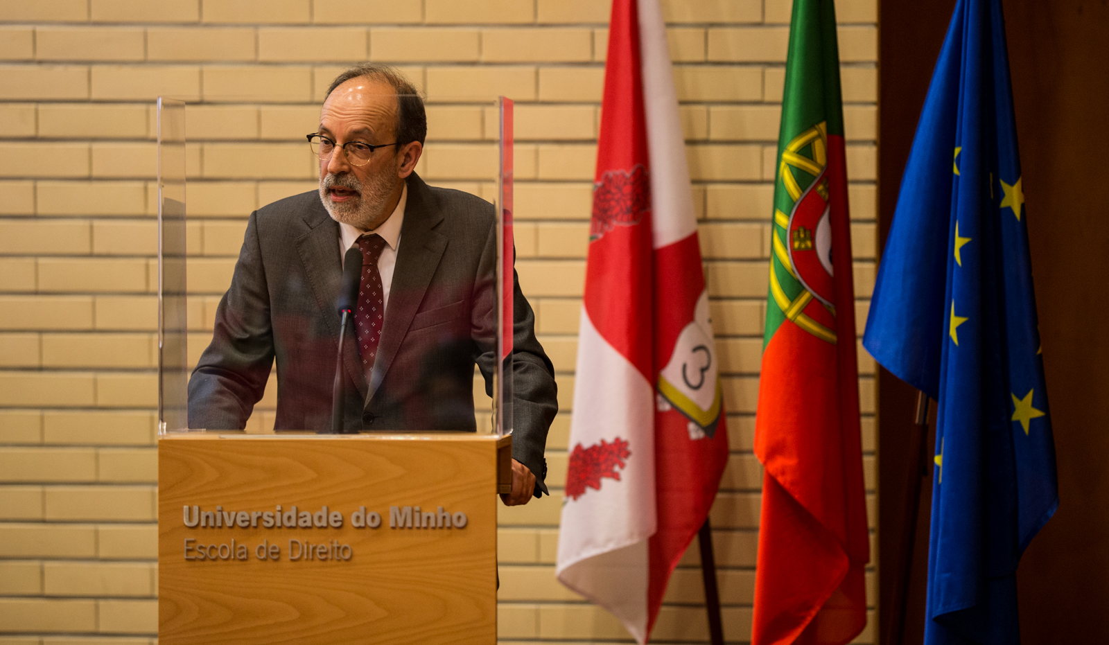 Imagem número 4 da galeria Tomada de Posse Comissão Trabalhadores