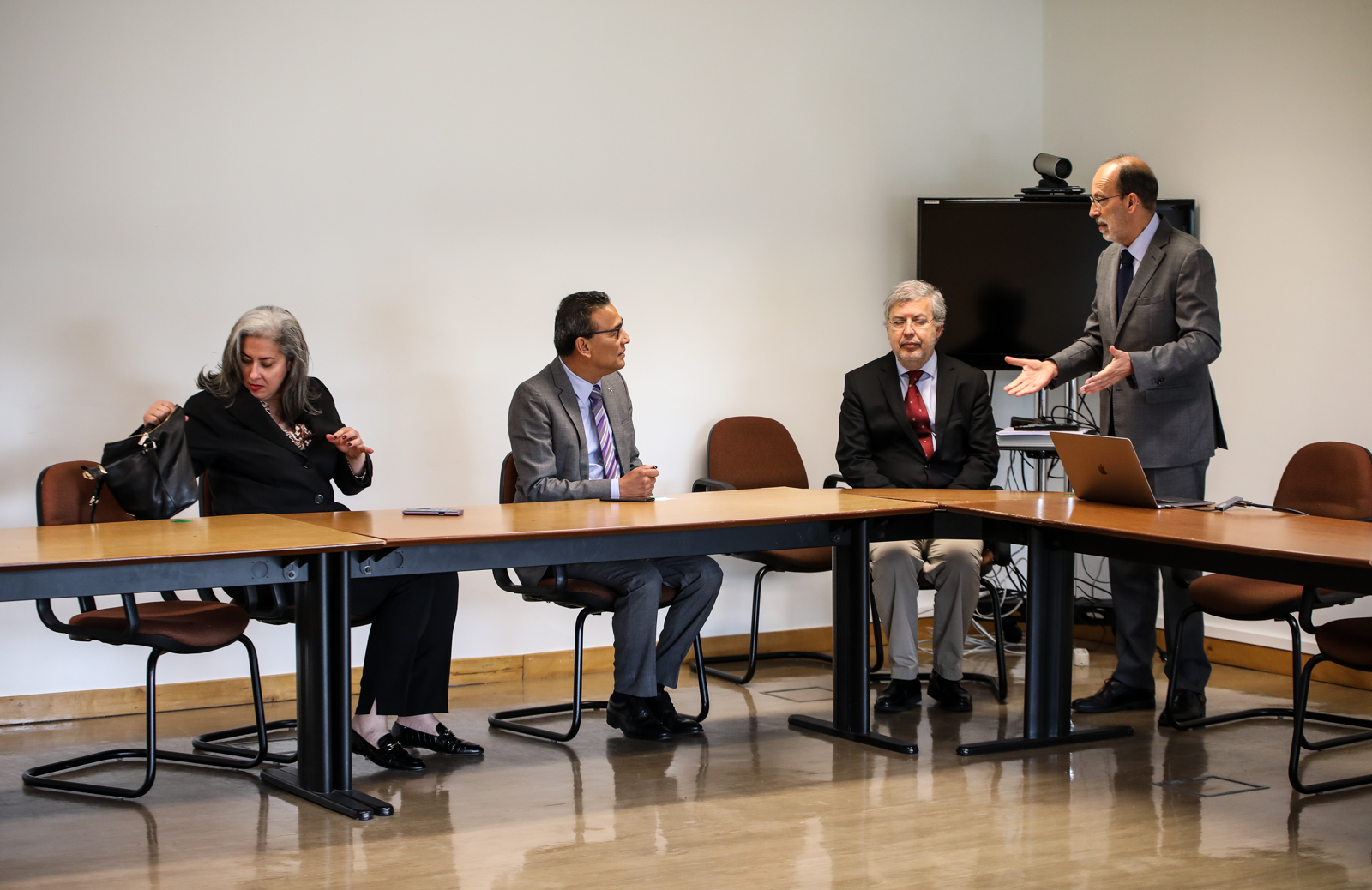 Imagem número 1 da galeria Visita do Embaixador do Panamá