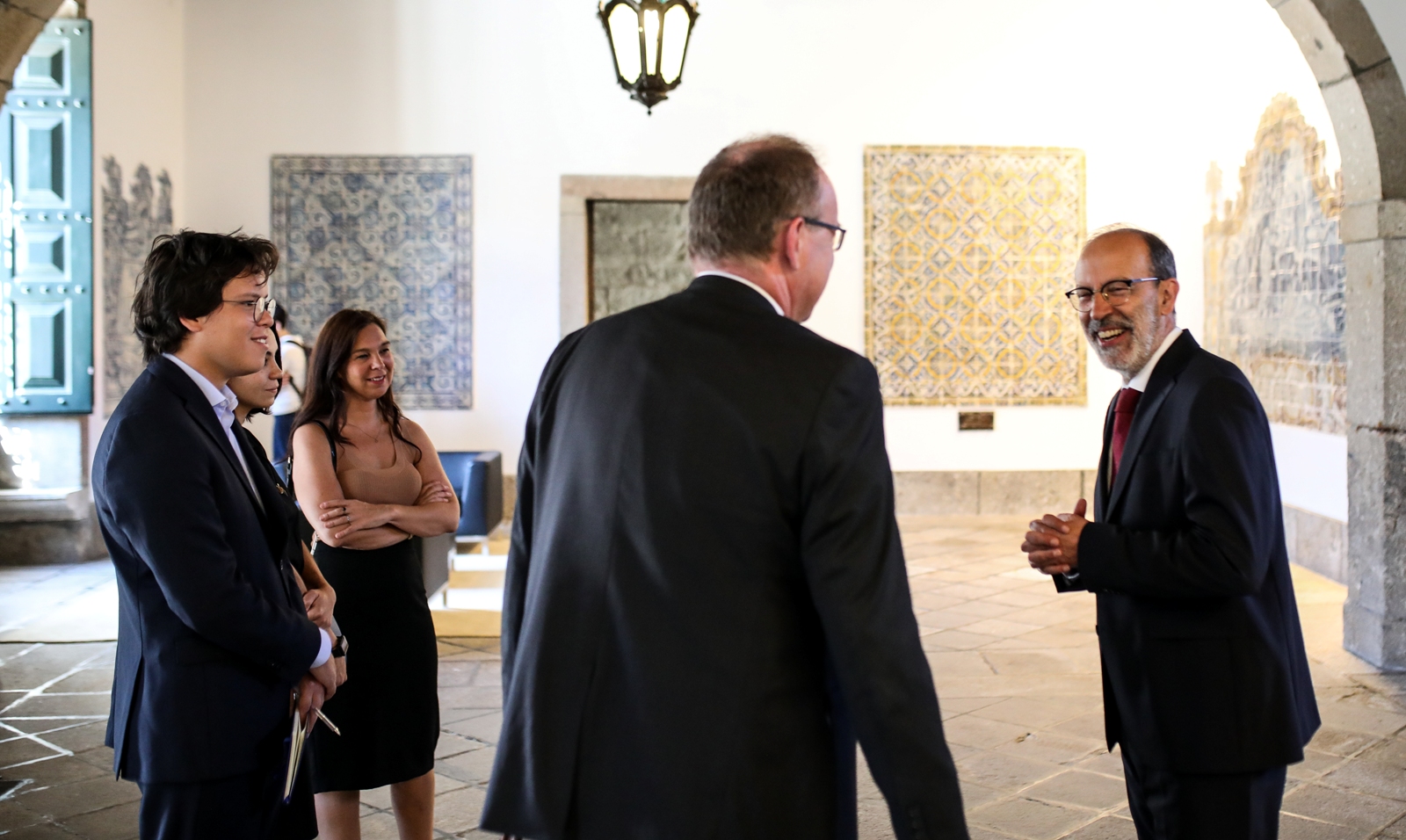 Imagem número 2 da galeria Visita do Embaixador de Inglaterra