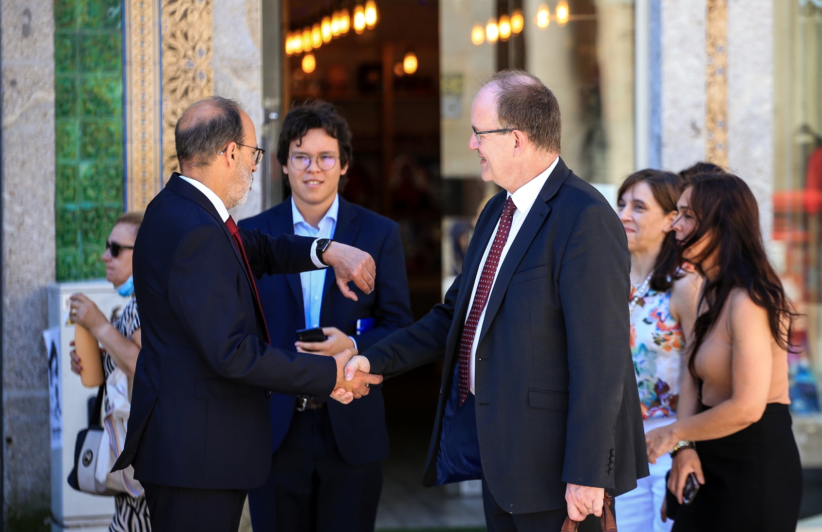 Imagem número 8 da galeria Visita do Embaixador de Inglaterra