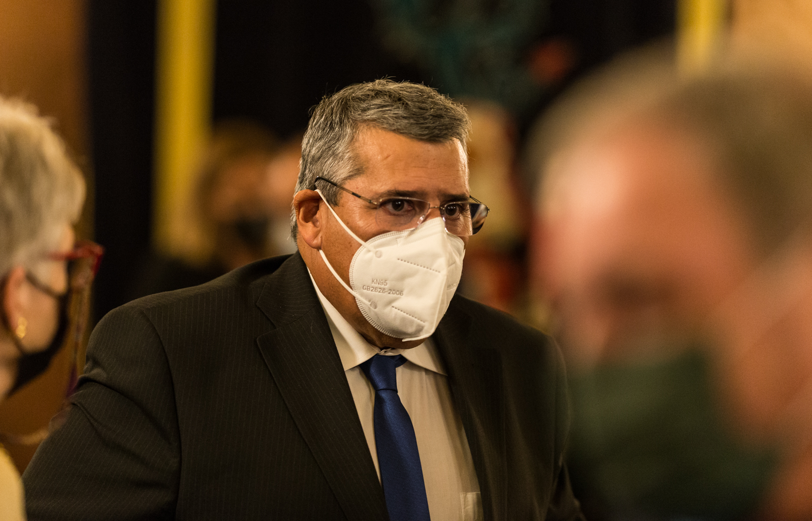 Imagem número 1 da galeria Apresentação do livro Crise do Liberalismo