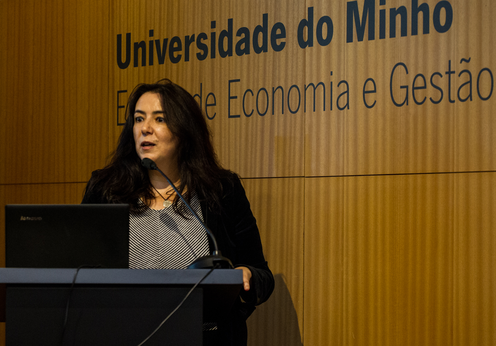 Imagem número 8 da galeria Apresentação do livro Manual de Economia Politica