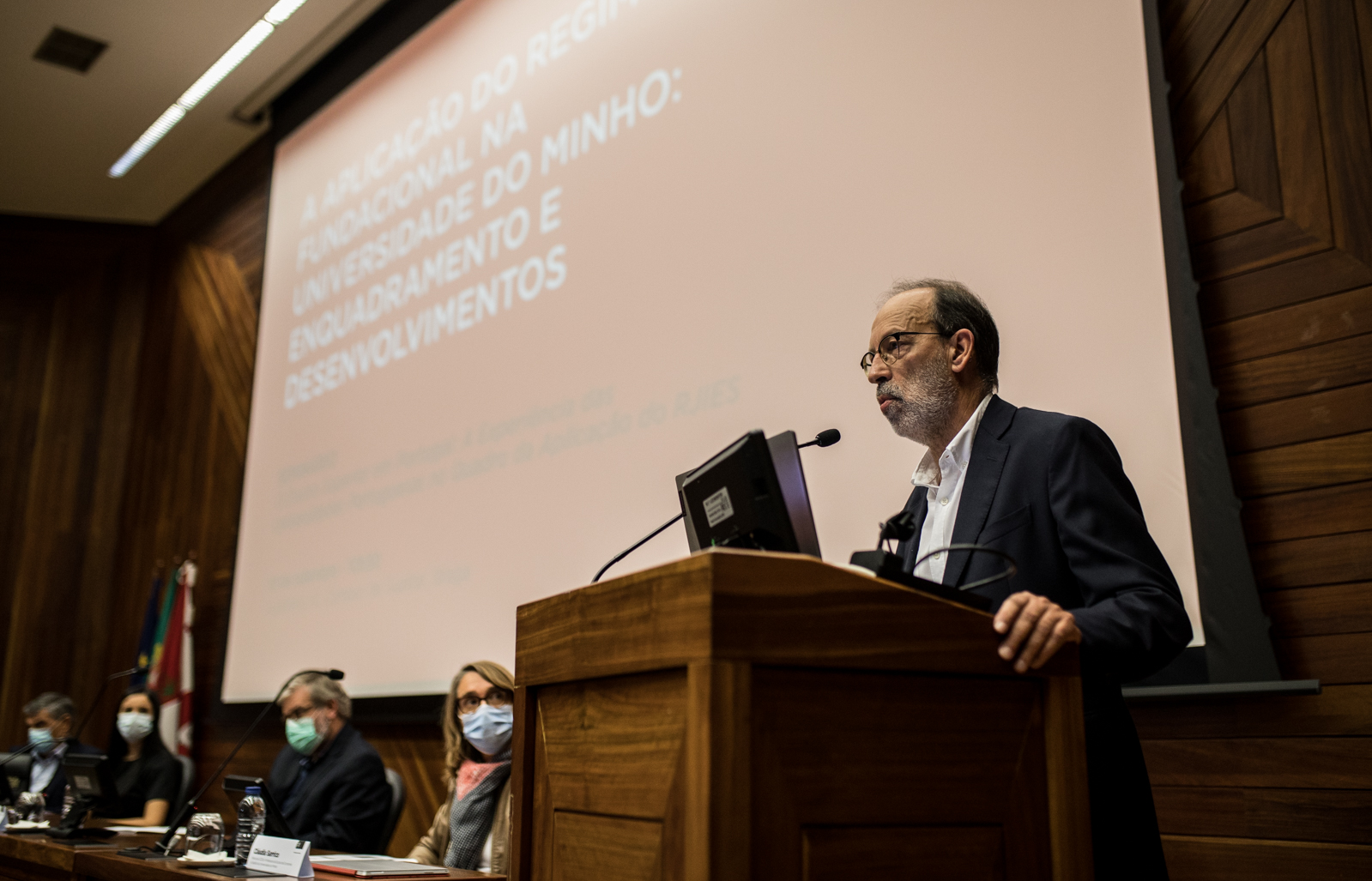 Imagem número 2 da galeria Avaliação da Aplicação do Regime Fundacional na Universidade do Minho - Seminario 2