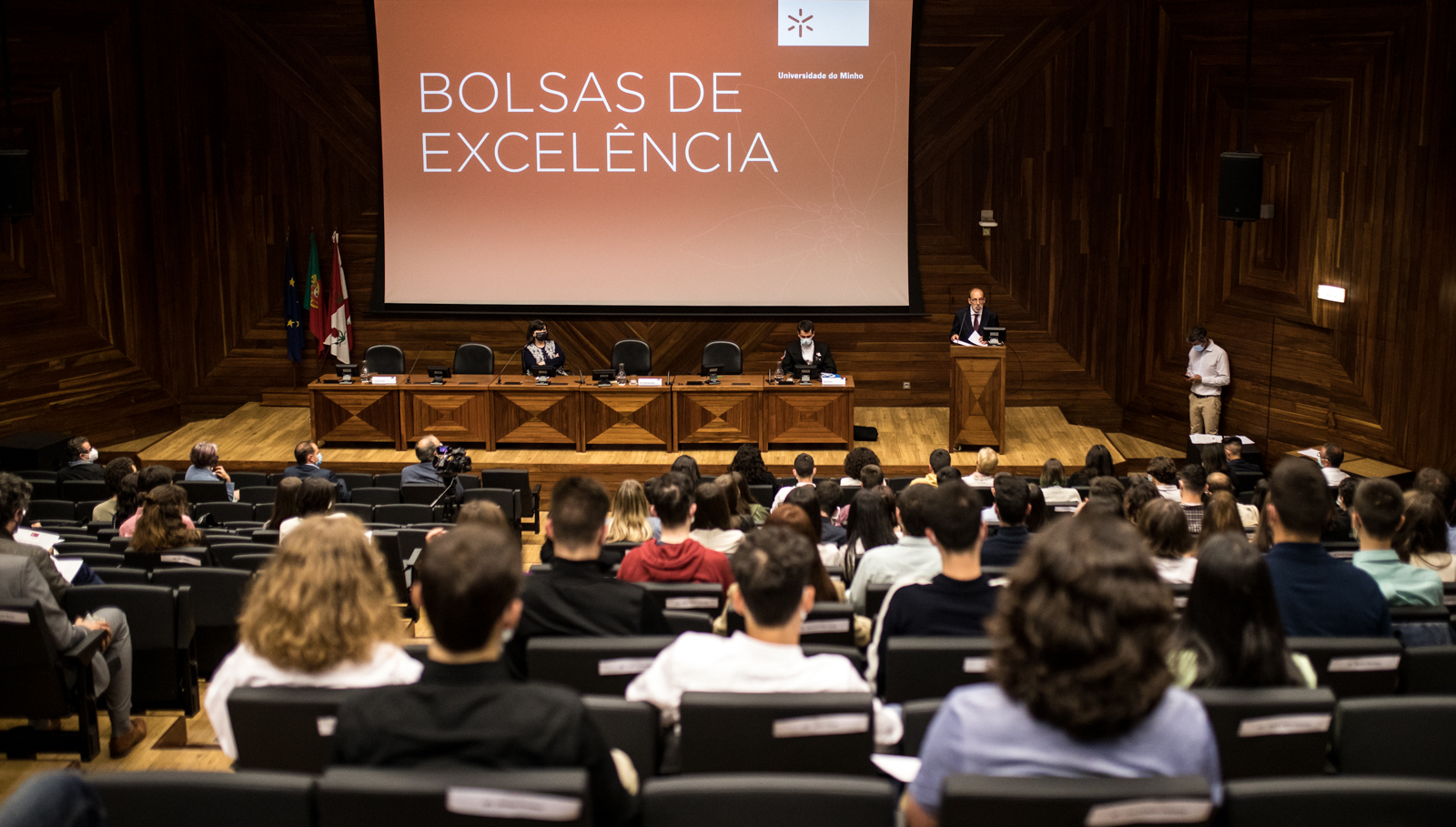 Imagem número 7 da galeria Bolsas de Excelência