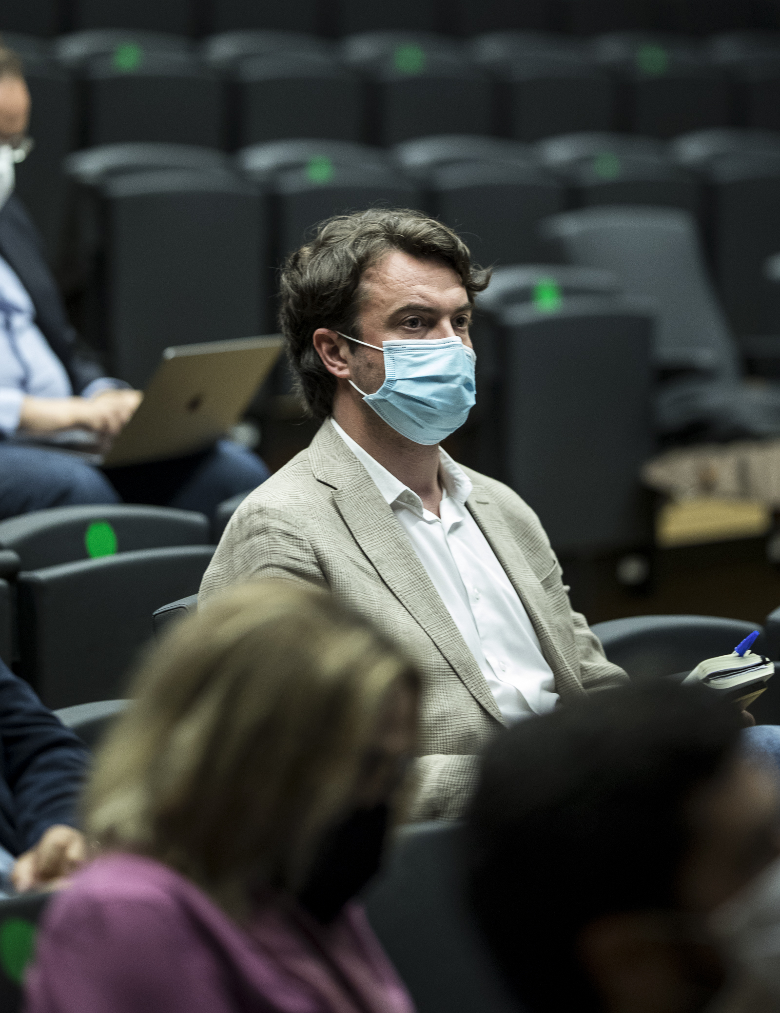 Imagem número 6 da galeria Debate Regime Fundacional