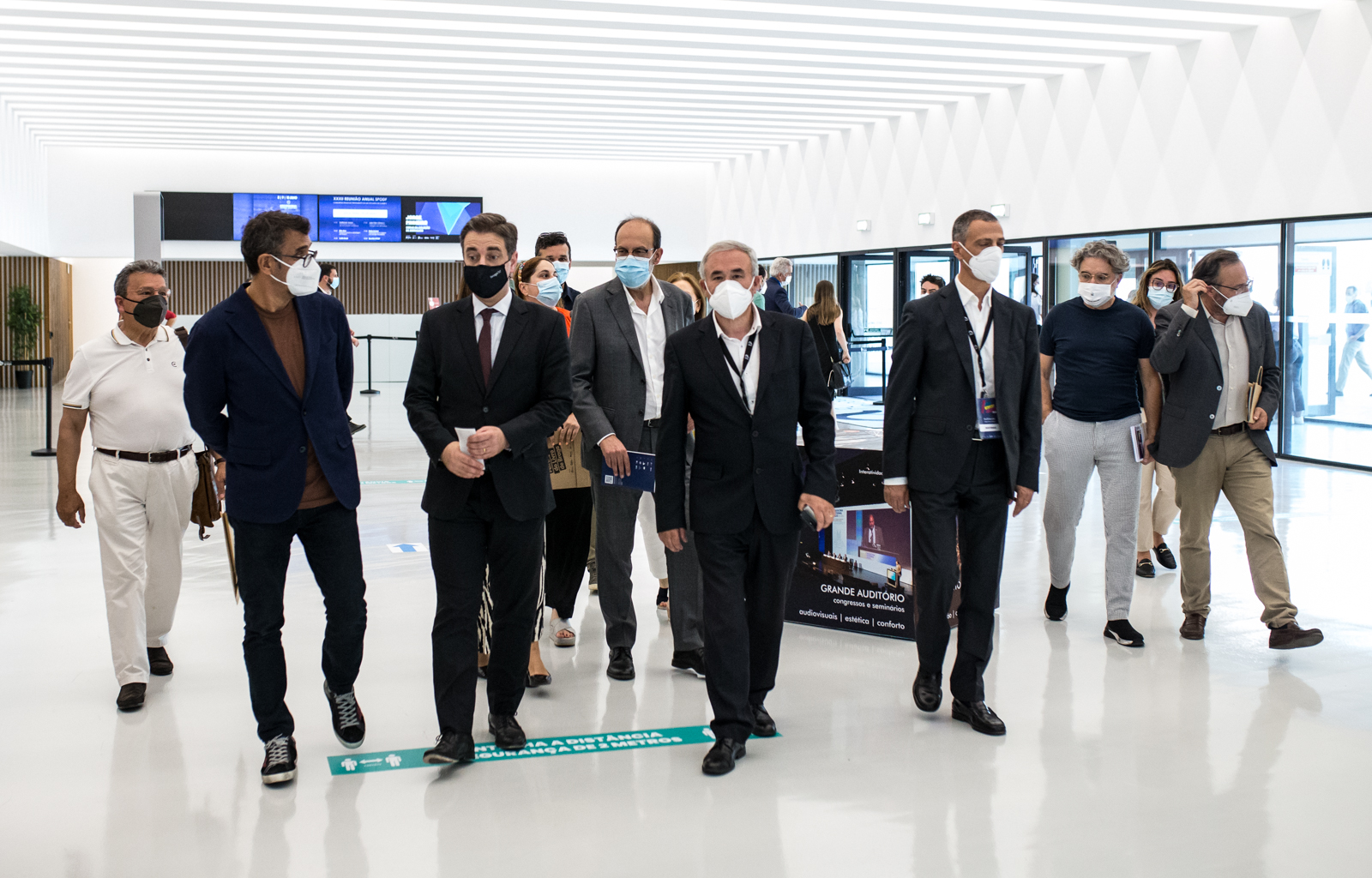 Imagem número 3 da galeria Feira do Livro