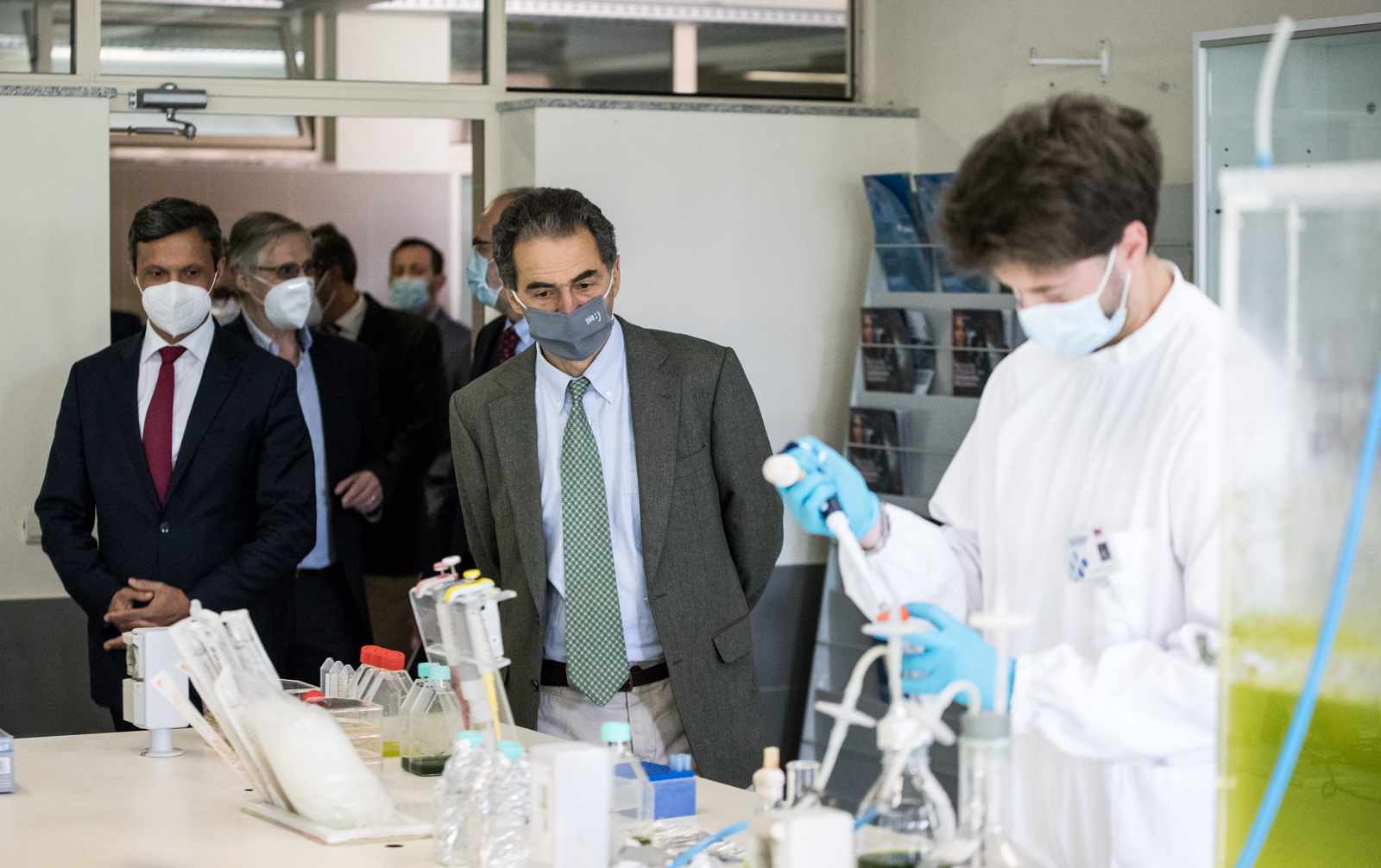 Imagem número 4 da galeria Ministro visita futuro Pólo da UMinho em Famalicão