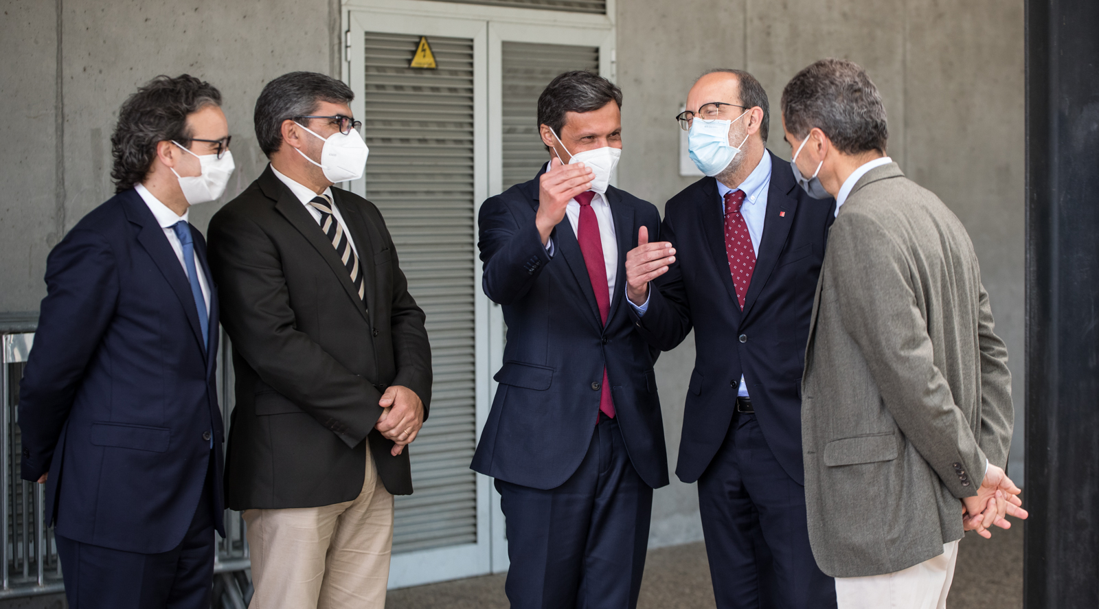 Imagem número 8 da galeria Ministro visita futuro Pólo da UMinho em Famalicão