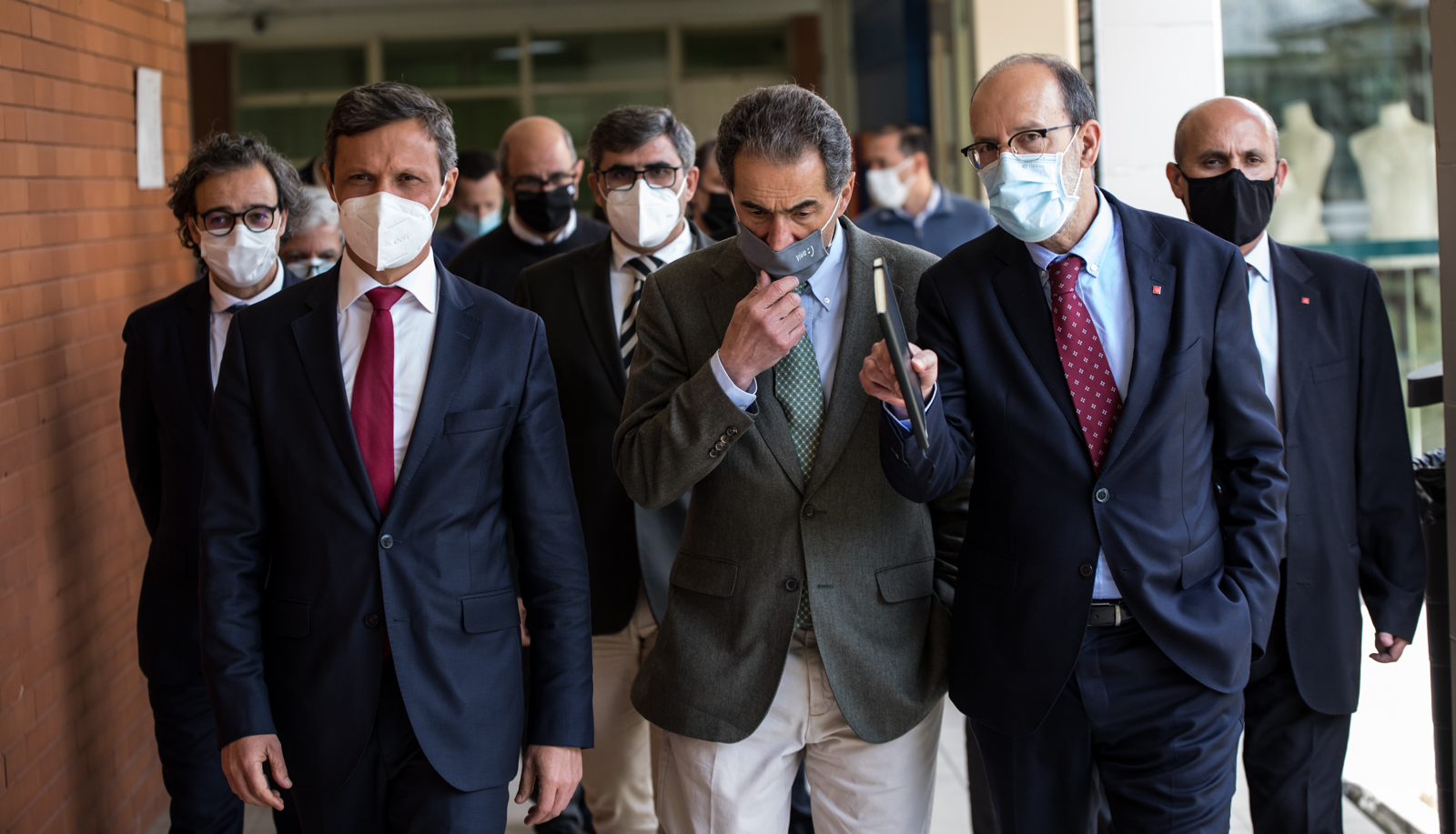 Imagem número 1 da galeria Ministro visita futuro Pólo da UMinho em Famalicão