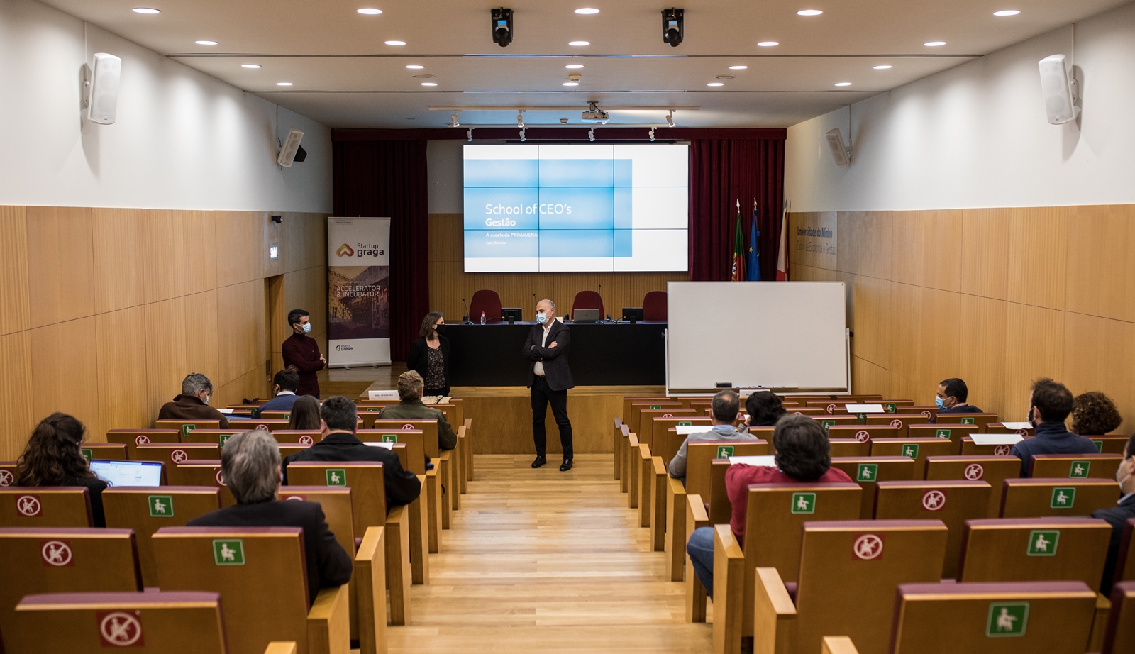 Imagem número 10 da galeria School Of CEOs