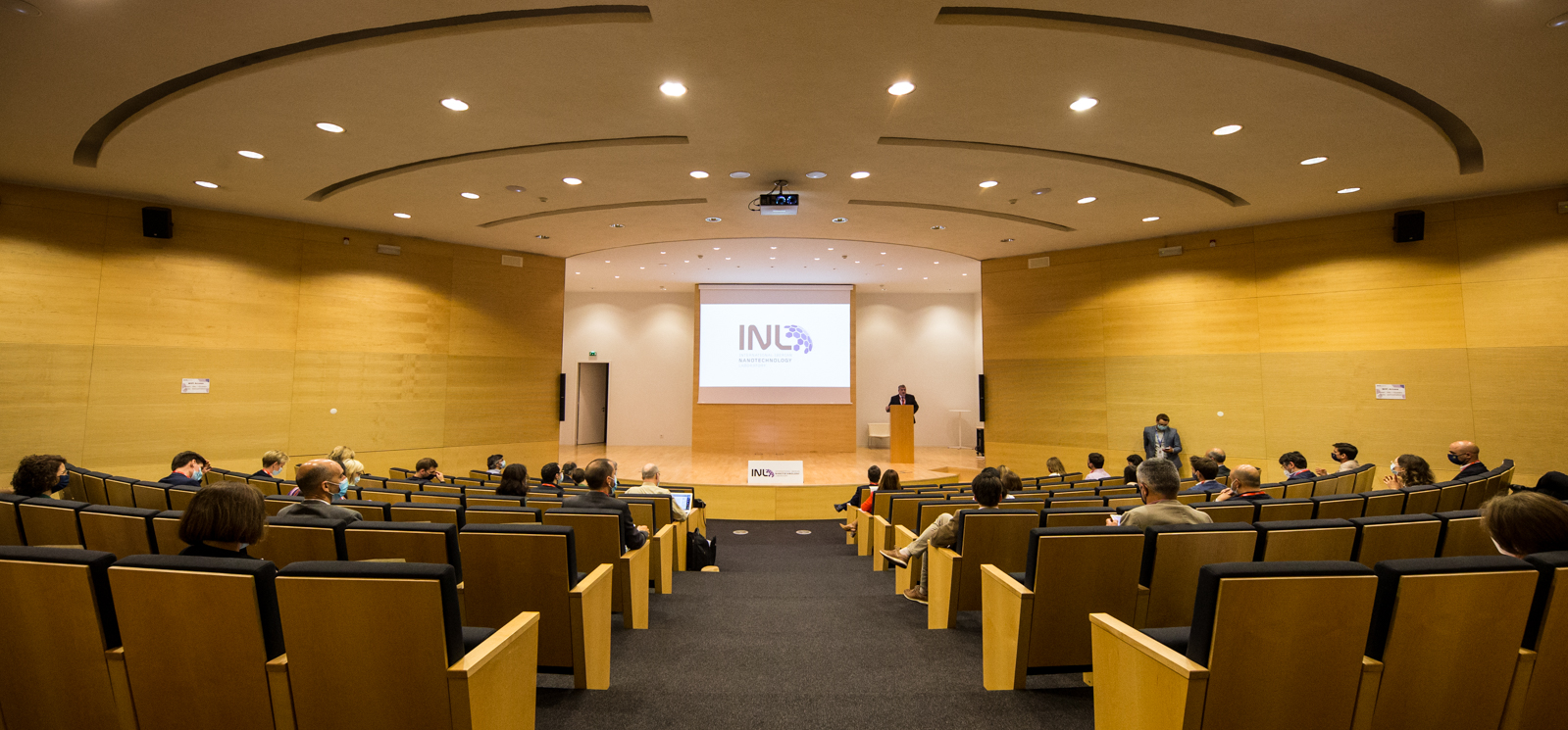 Imagem número 8 da galeria Visita de Conselheiros Económicos da EU