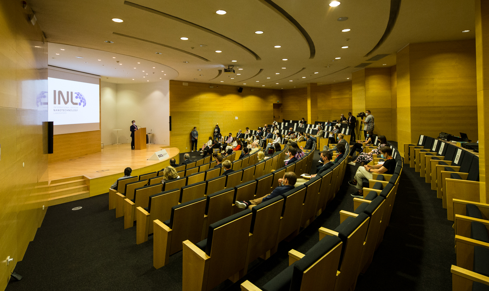 Imagem número 9 da galeria Visita de Conselheiros Económicos da EU
