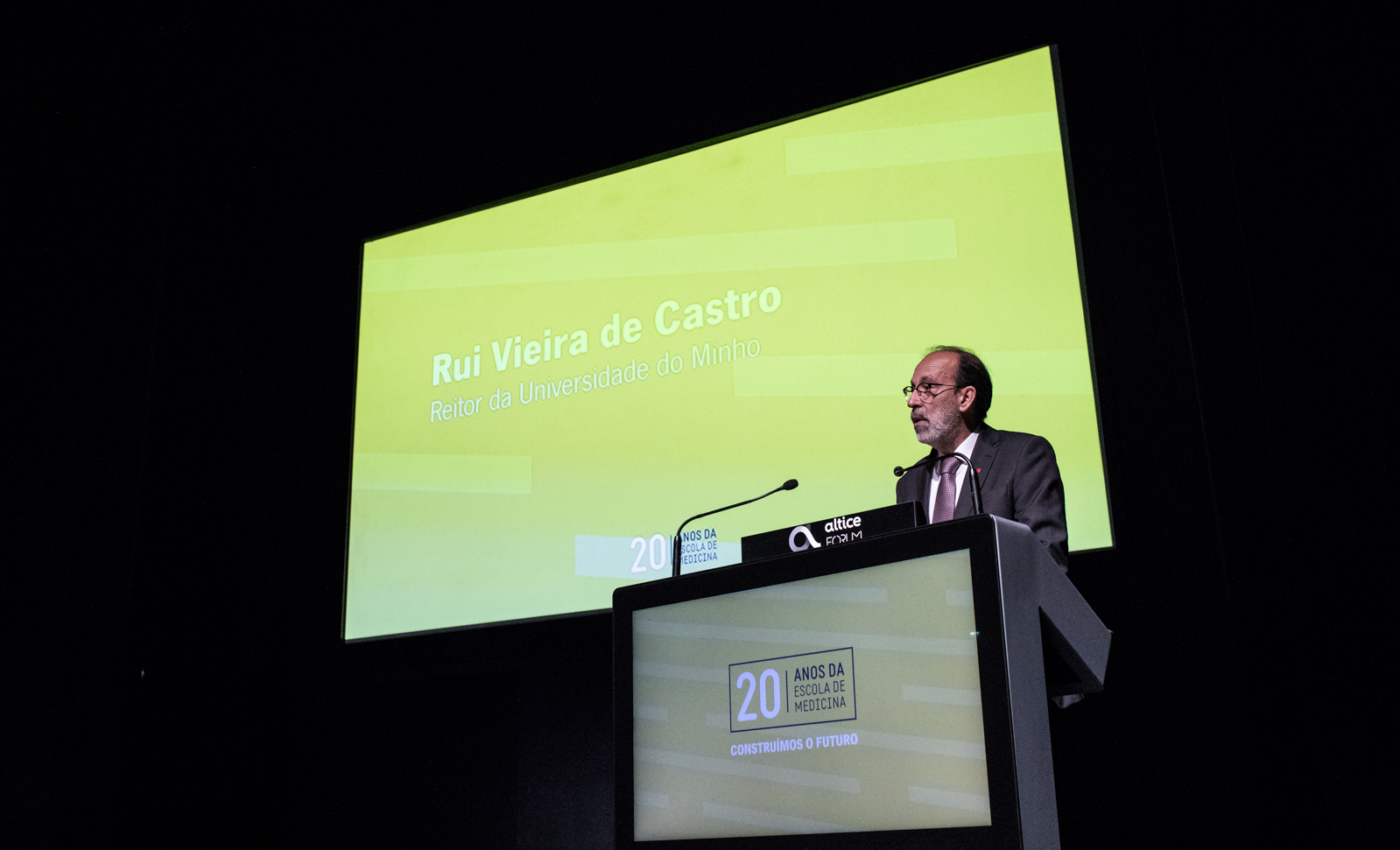 Imagem número 6 da galeria Aniversário Escola de Medicina