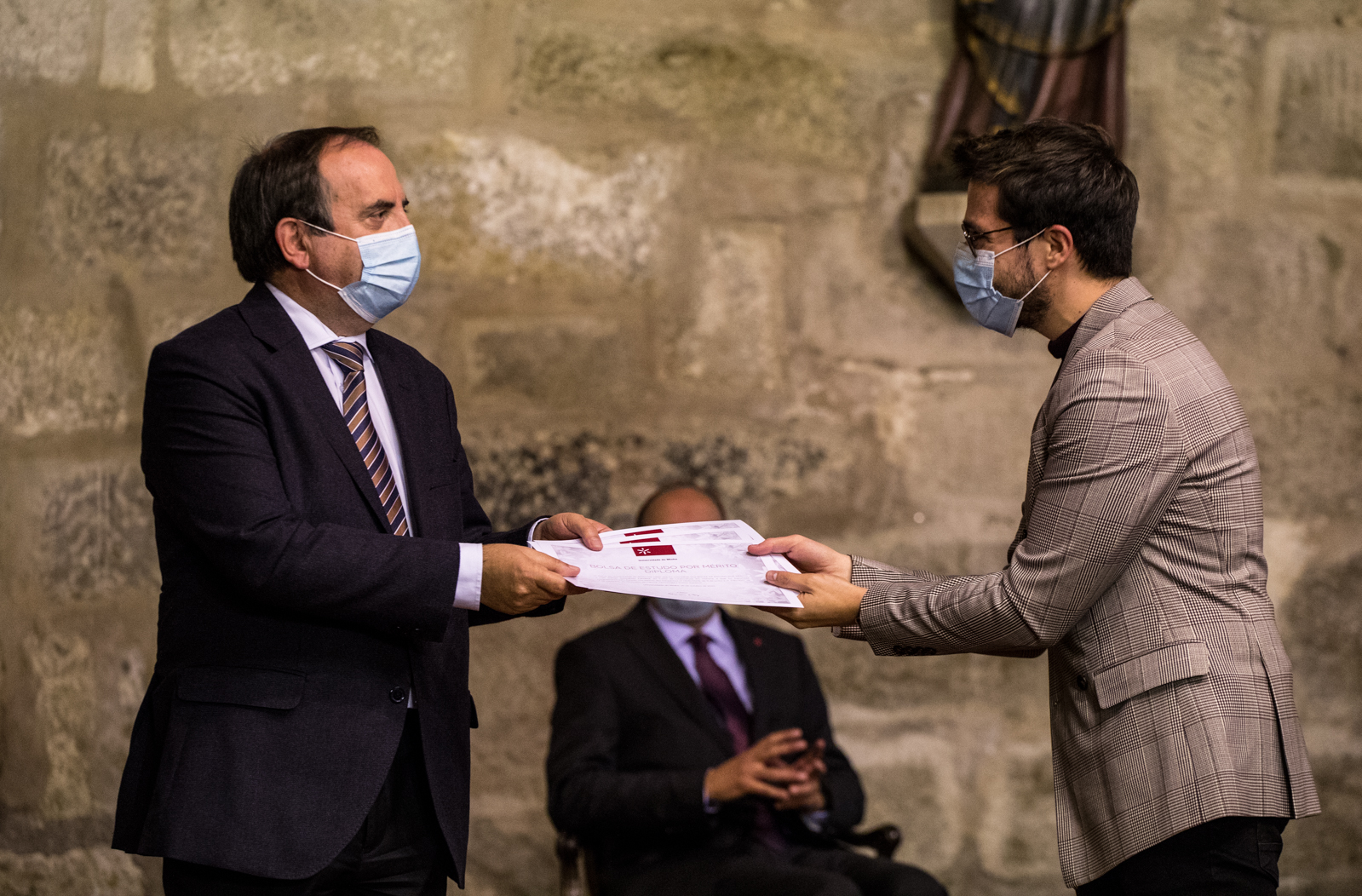 Imagem número 5 da galeria Bolsas de Mérito Escolar