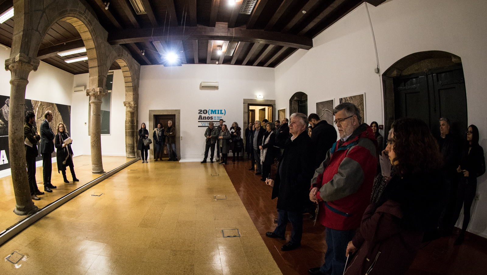 Imagem número 5 da galeria Inauguração Exposição 20(1000) anos do Vale do Coa