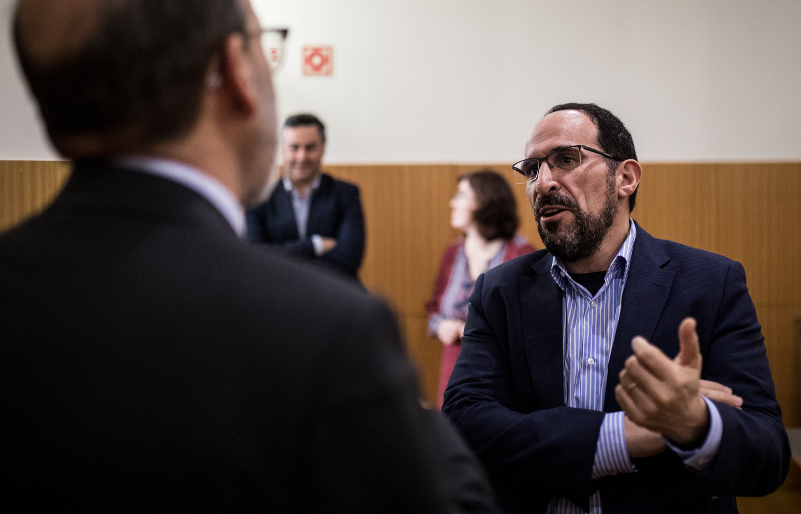 Imagem número 3 da galeria Livro Crise e Castigo