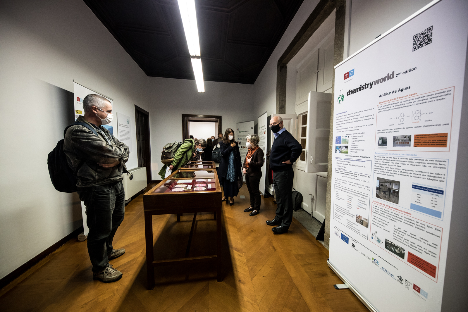 Imagem número 2 da galeria Noite dos Investigadores