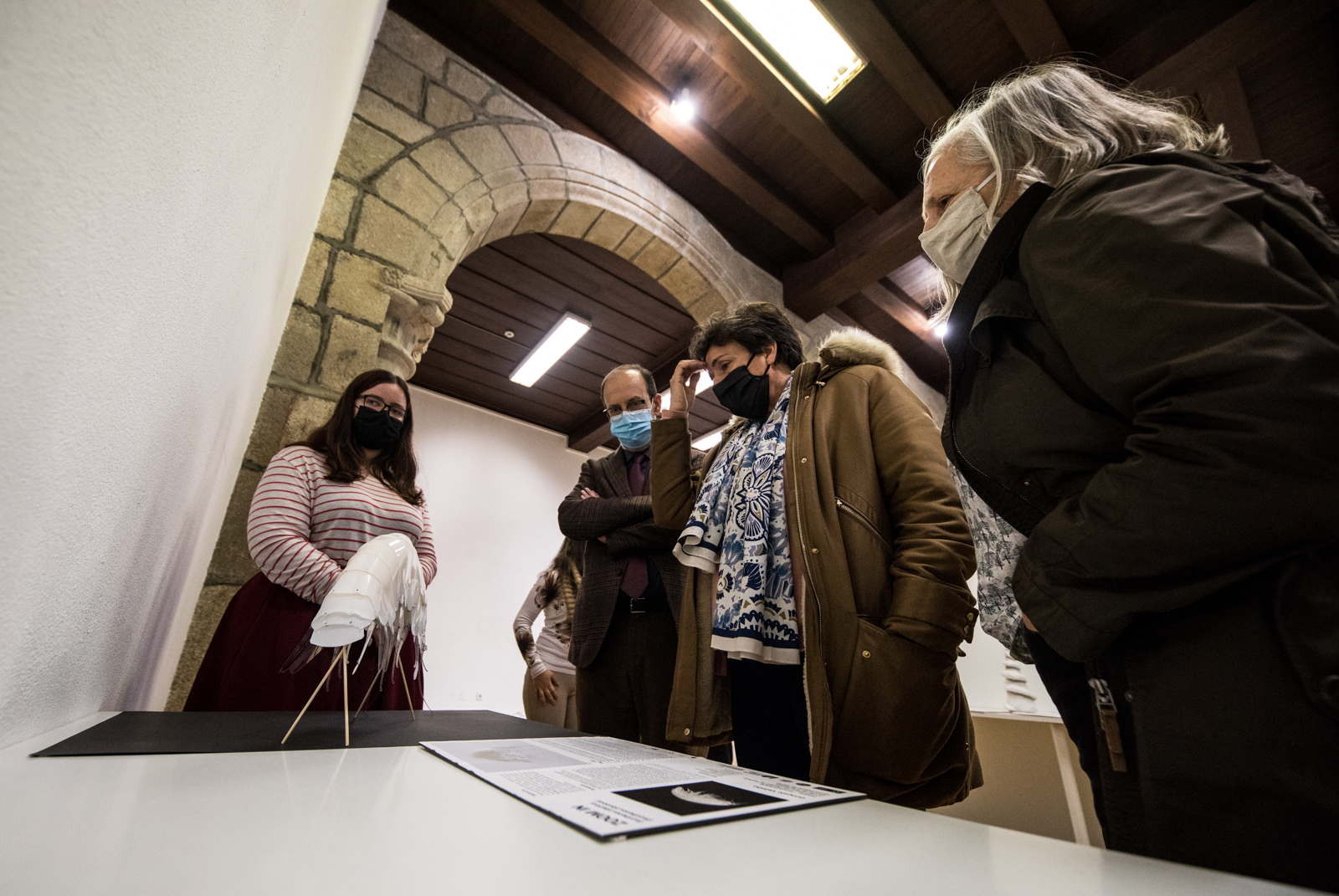 Imagem número 3 da galeria Noite dos Investigadores