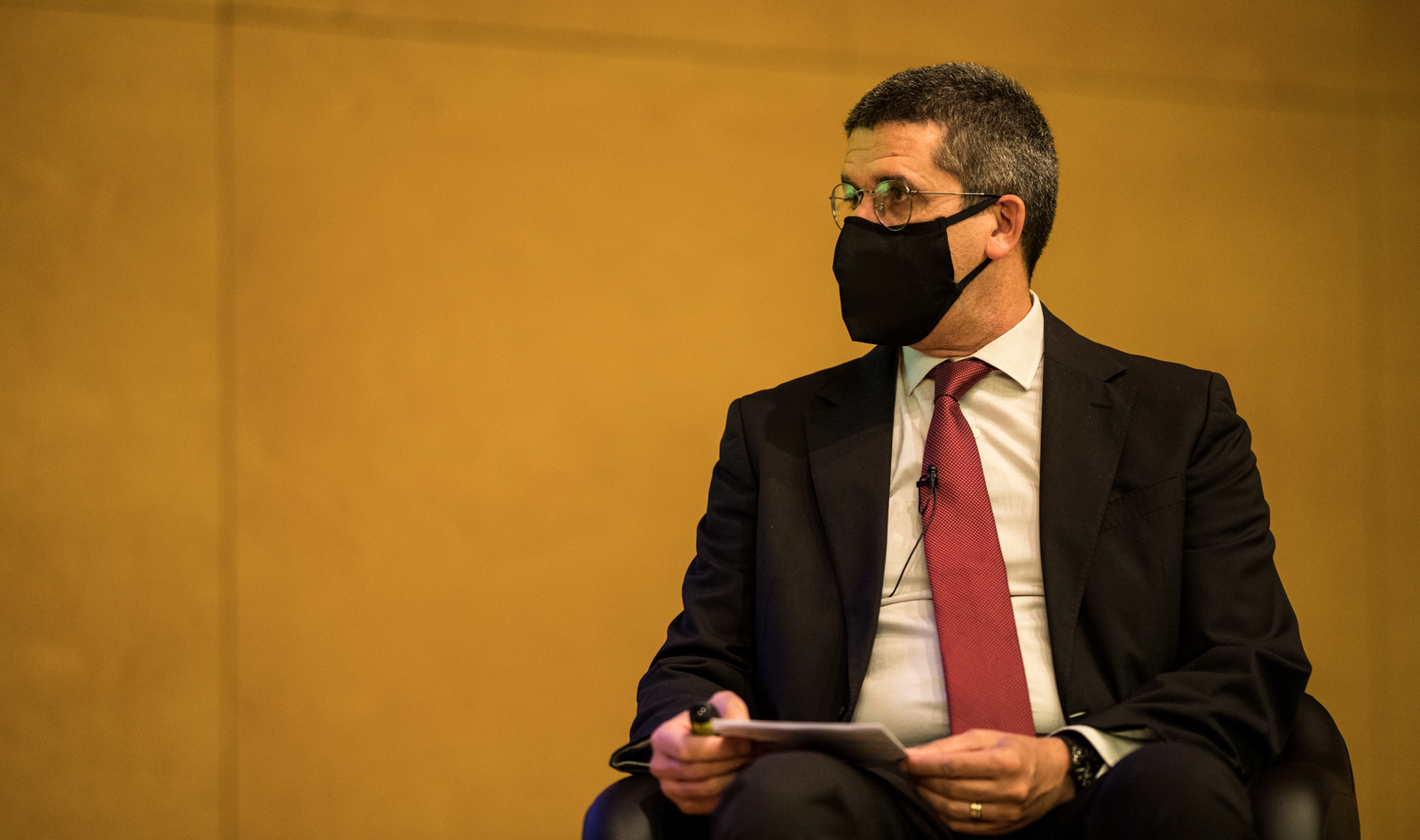 Imagem número 4 da galeria Sessão de Esclarecimento Covid I