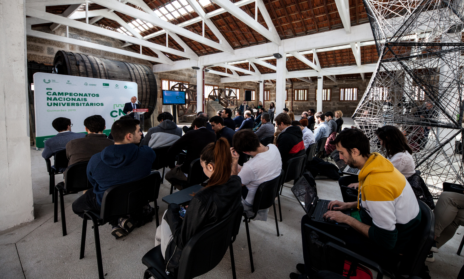 Imagem número 4 da galeria Apresentação Fases Finais CNUs