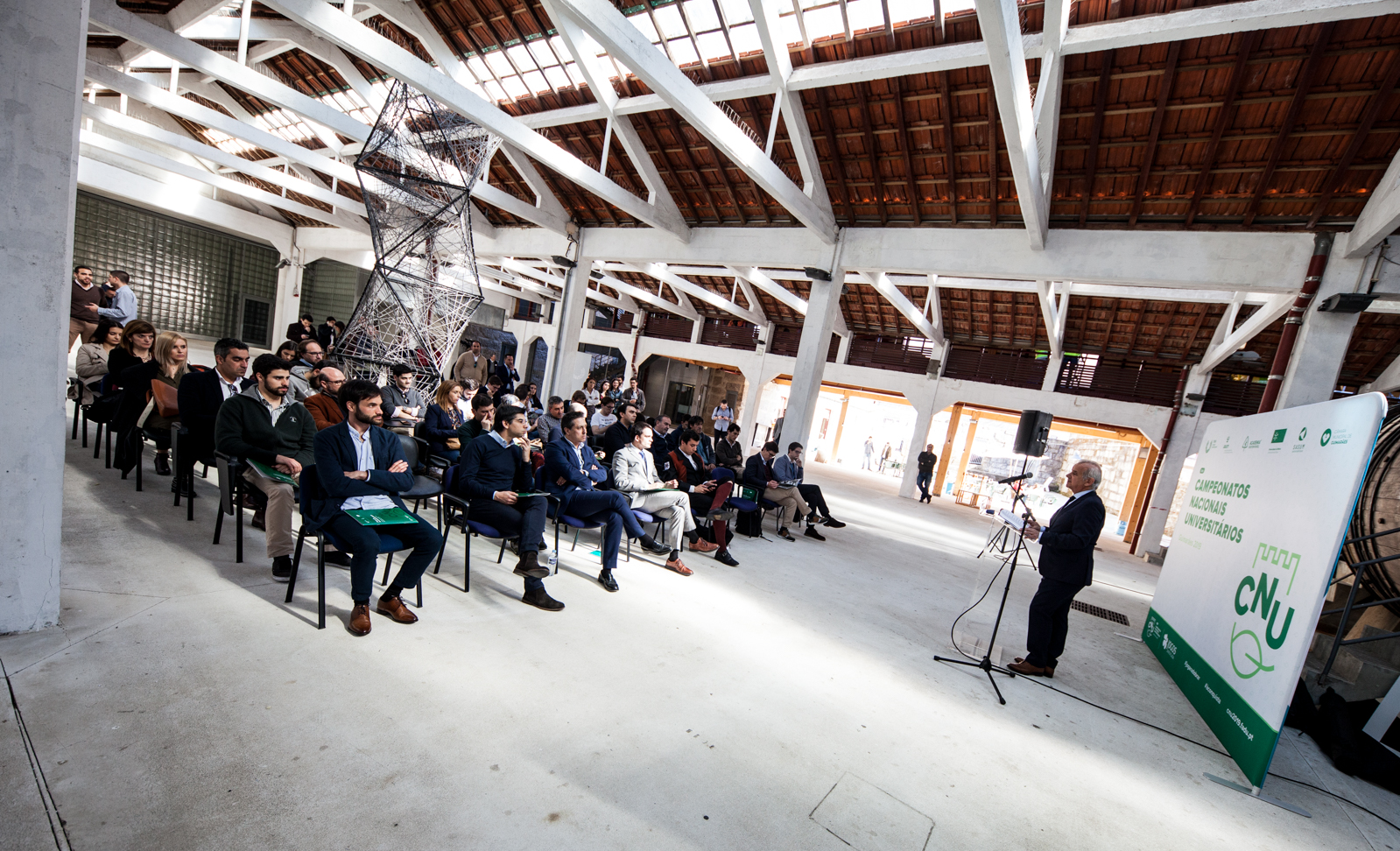 Imagem número 7 da galeria Apresentação Fases Finais CNUs