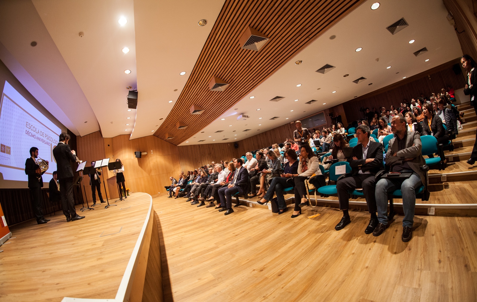 Imagem número 5 da galeria Aniversário Escola de Psicologia