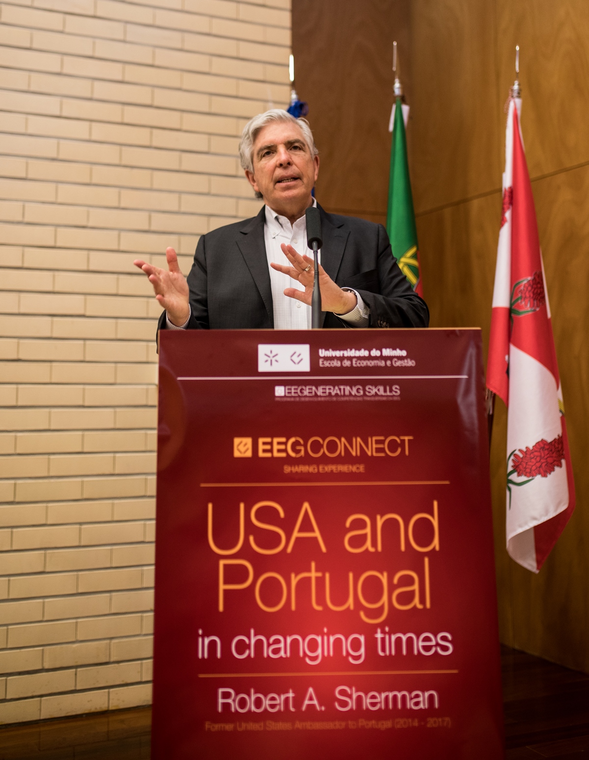 Imagem número 9 da galeria Embaixador dos Estados Unidos visita UMinho