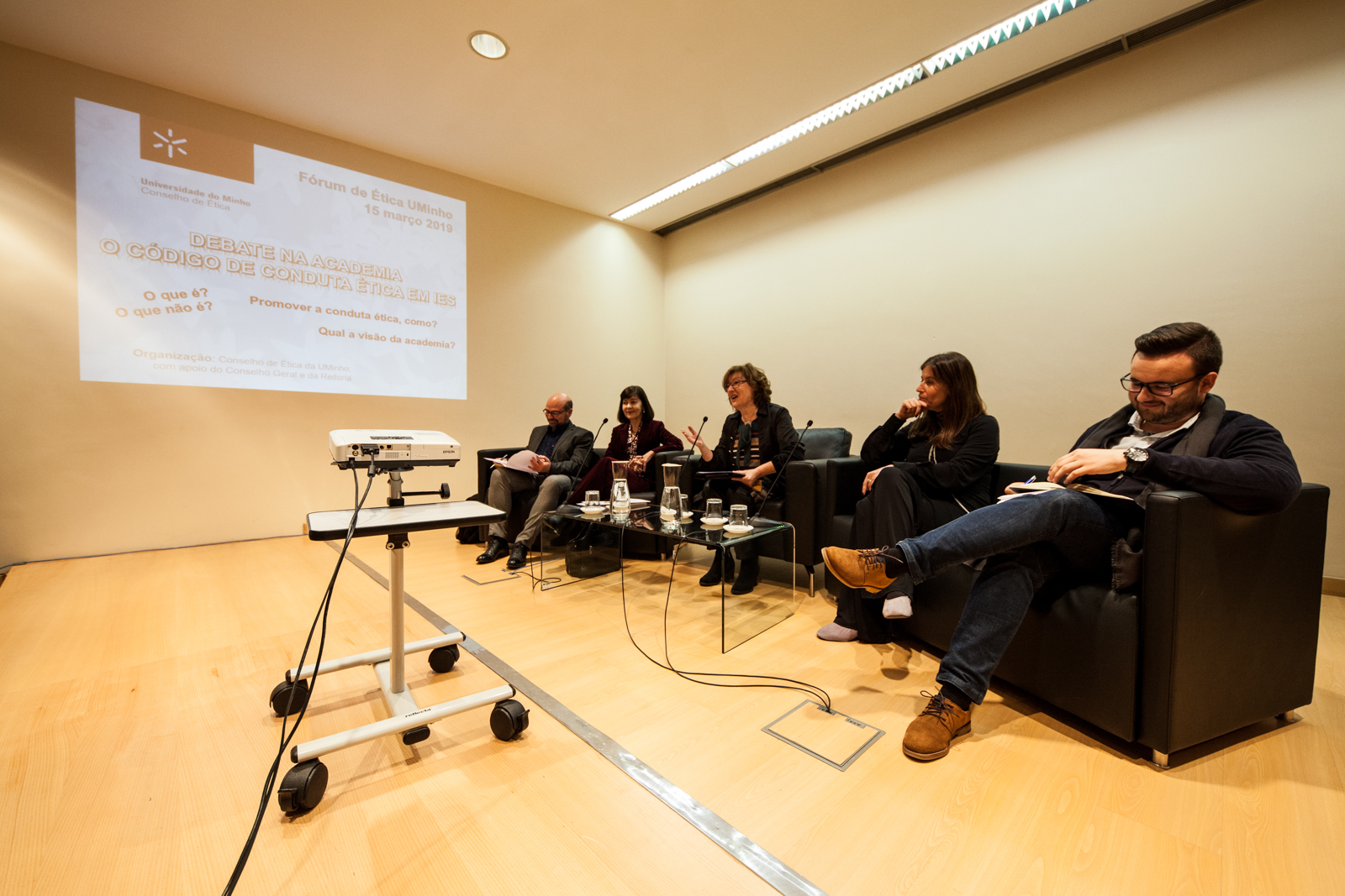 Imagem número 3 da galeria Conferência Conselho de Ética