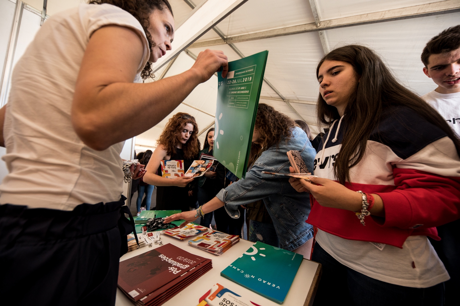 Imagem número 6 da galeria  Feira Ensino Esposende