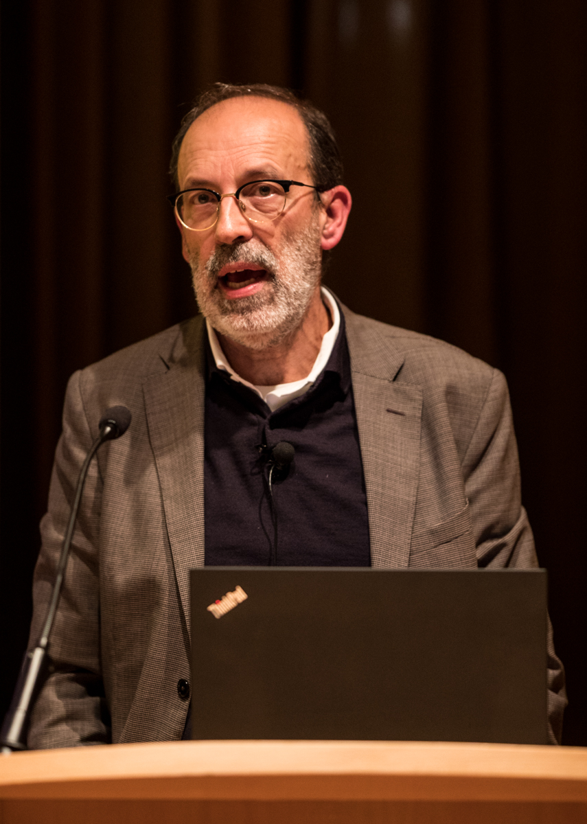 Imagem número 4 da galeria Reitor conversa com Investigadores