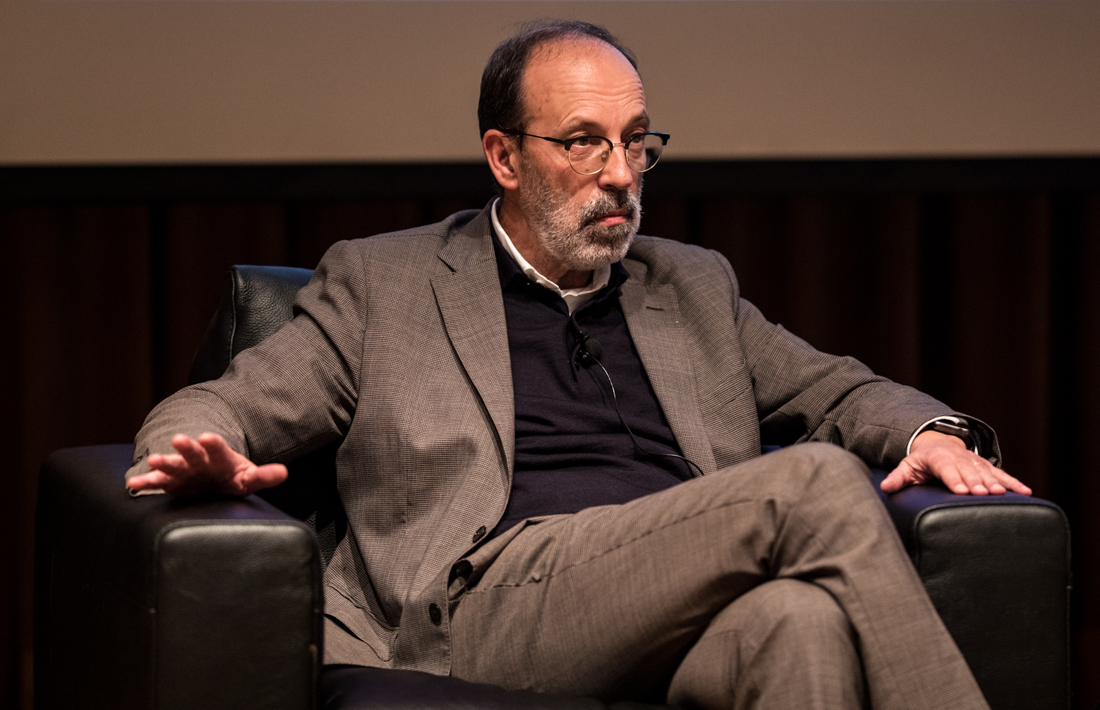 Imagem número 2 da galeria Reitor conversa com Investigadores