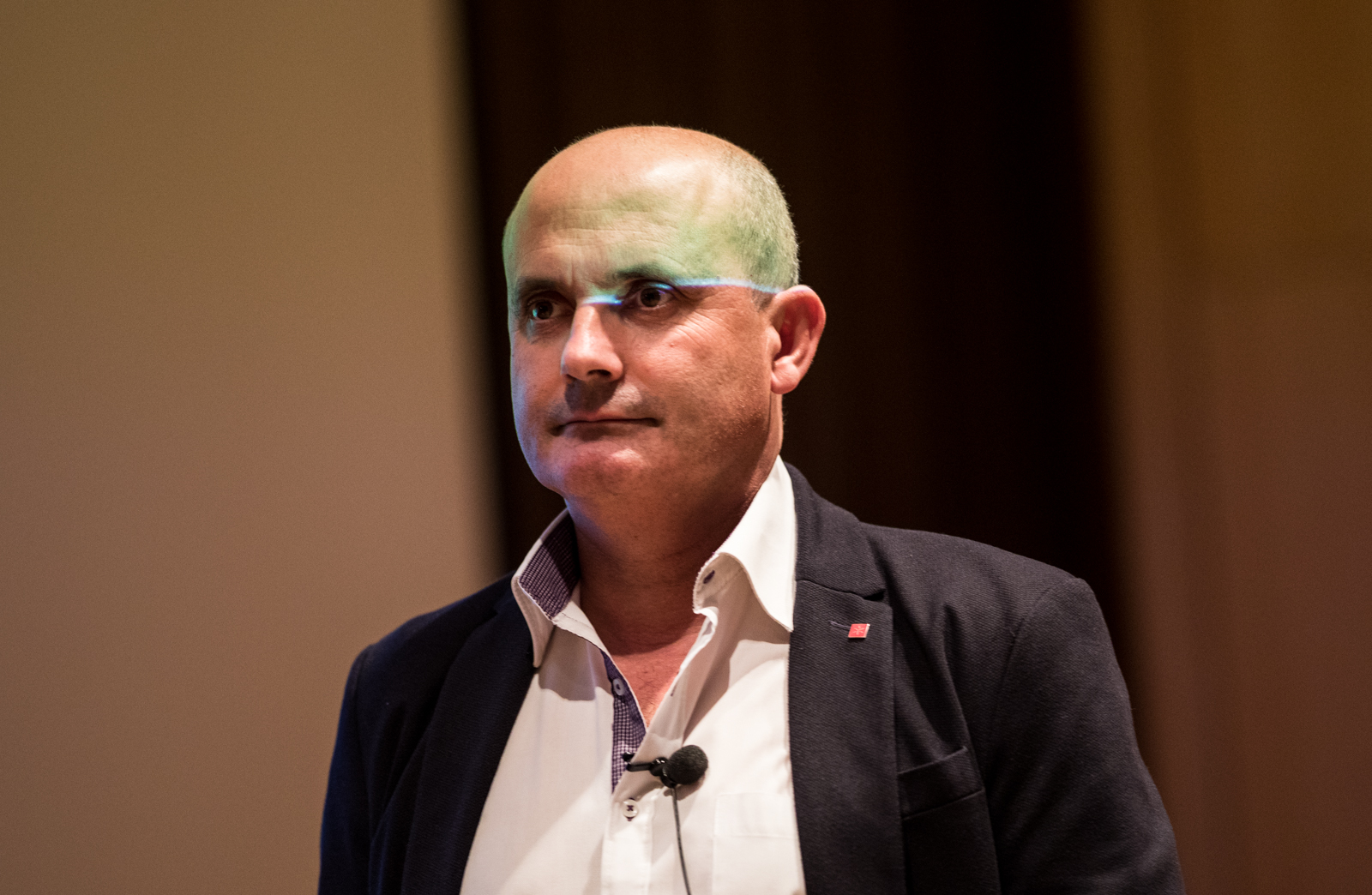 Imagem número 3 da galeria Reitor conversa com Investigadores