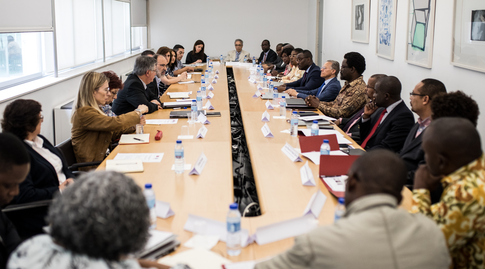 Imagem número 8 da galeria Secretário de Estado da Educação de Angola visita Instituto de Educação