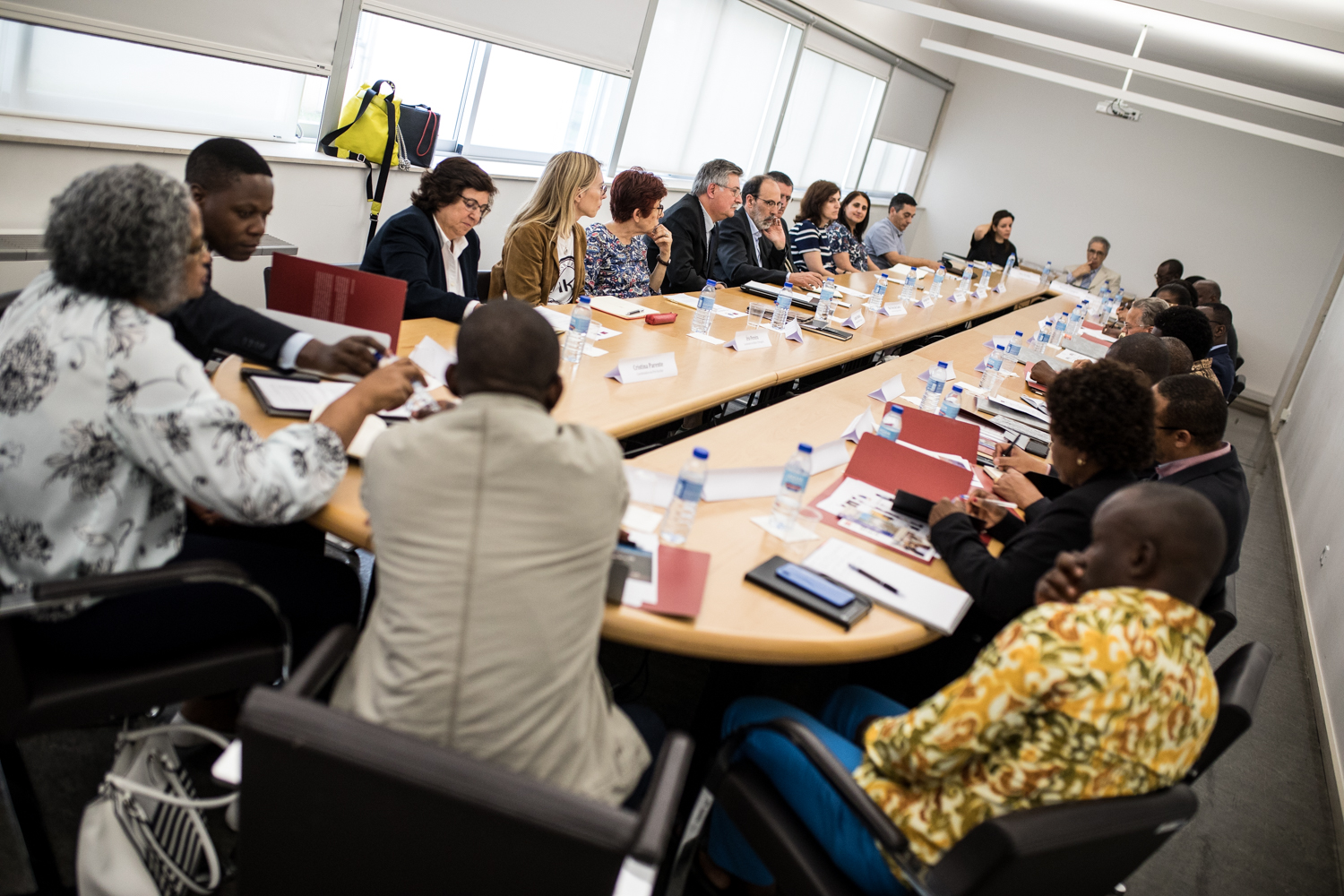 Imagem número 7 da galeria Secretário de Estado da Educação de Angola visita Instituto de Educação