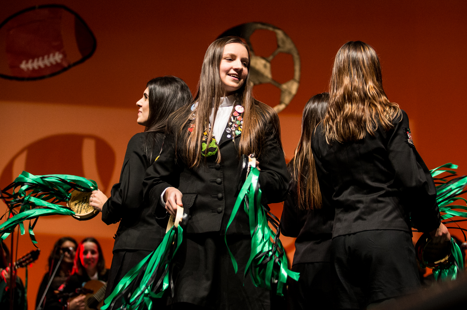 Imagem número 4 da galeria TROVAS