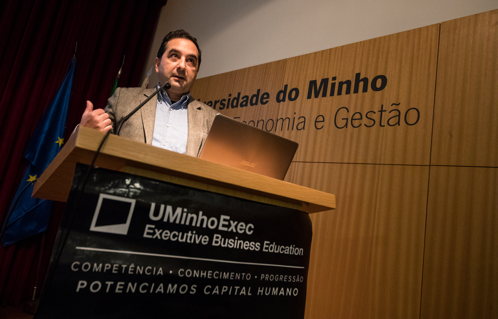 Imagem número 2 da galeria Conferência Marketing Territorial