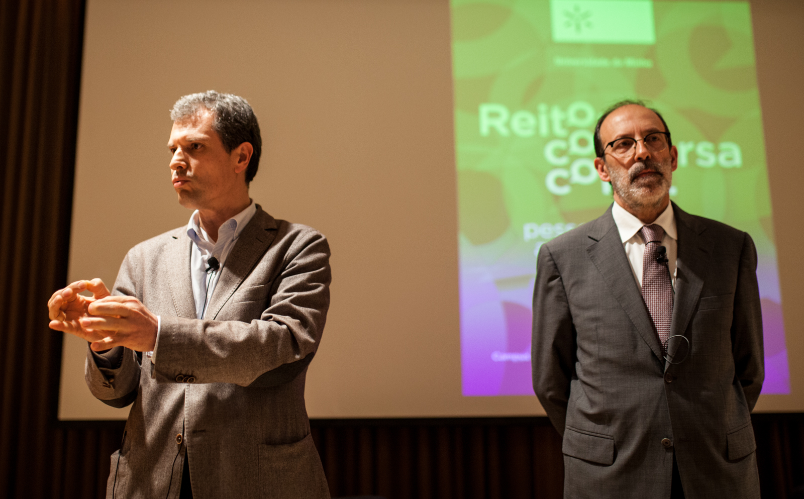 Imagem número 7 da galeria Reitor com Funcionários